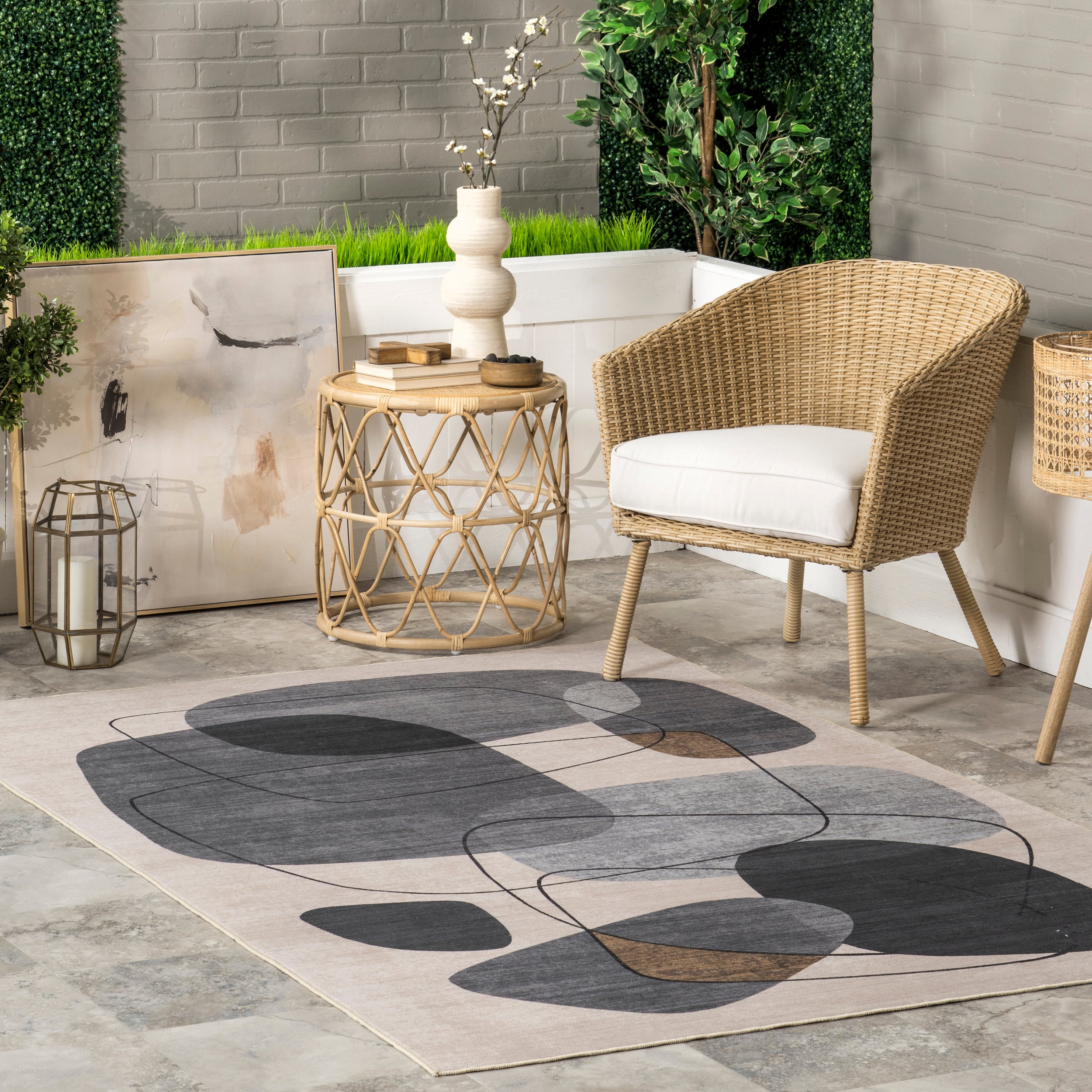 Rylee Abstract Machine Washable Indoor/Outdoor Area Rug - Image 2
