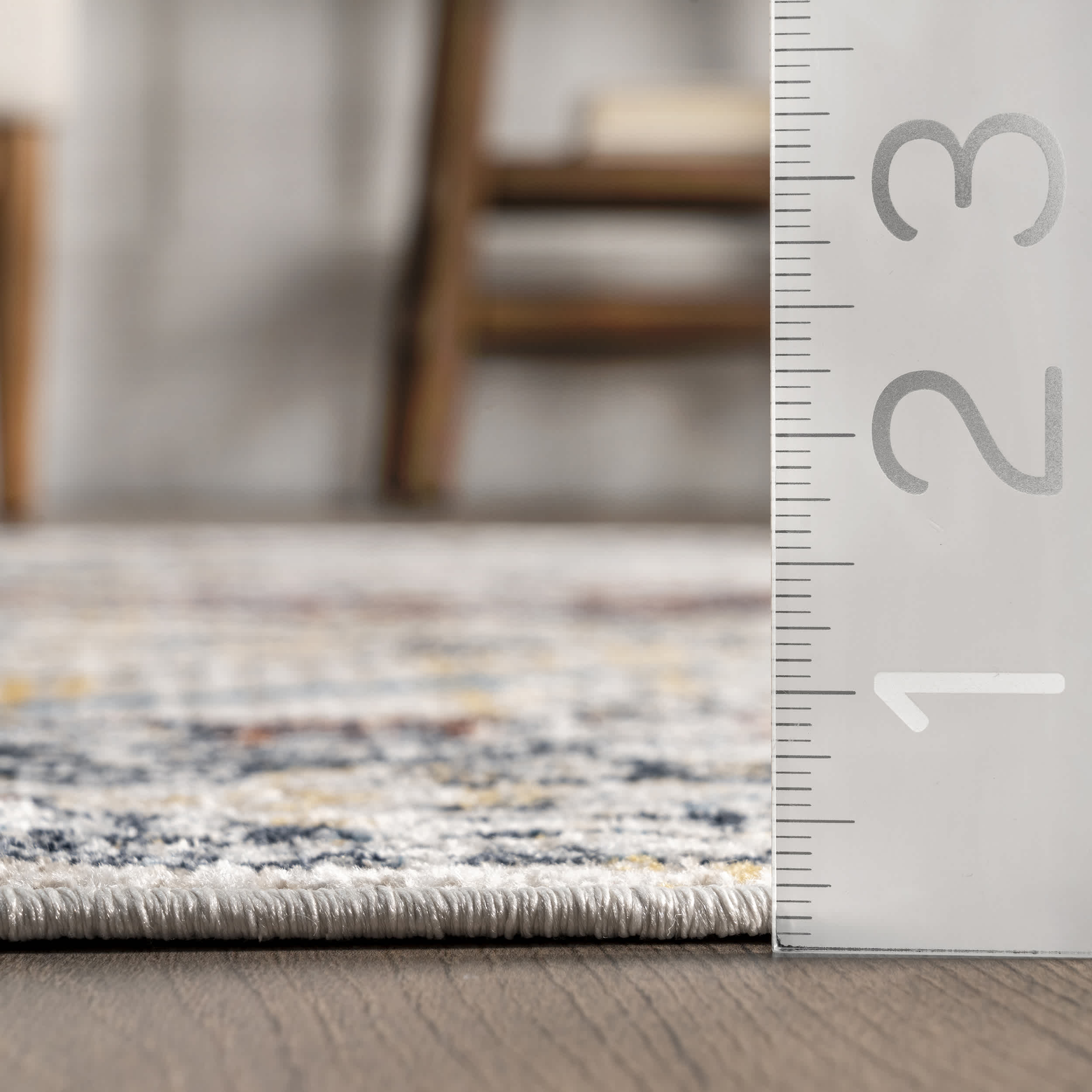 Clarabelle Machine Washable Traditional Diamonds Area Rug - Image 3