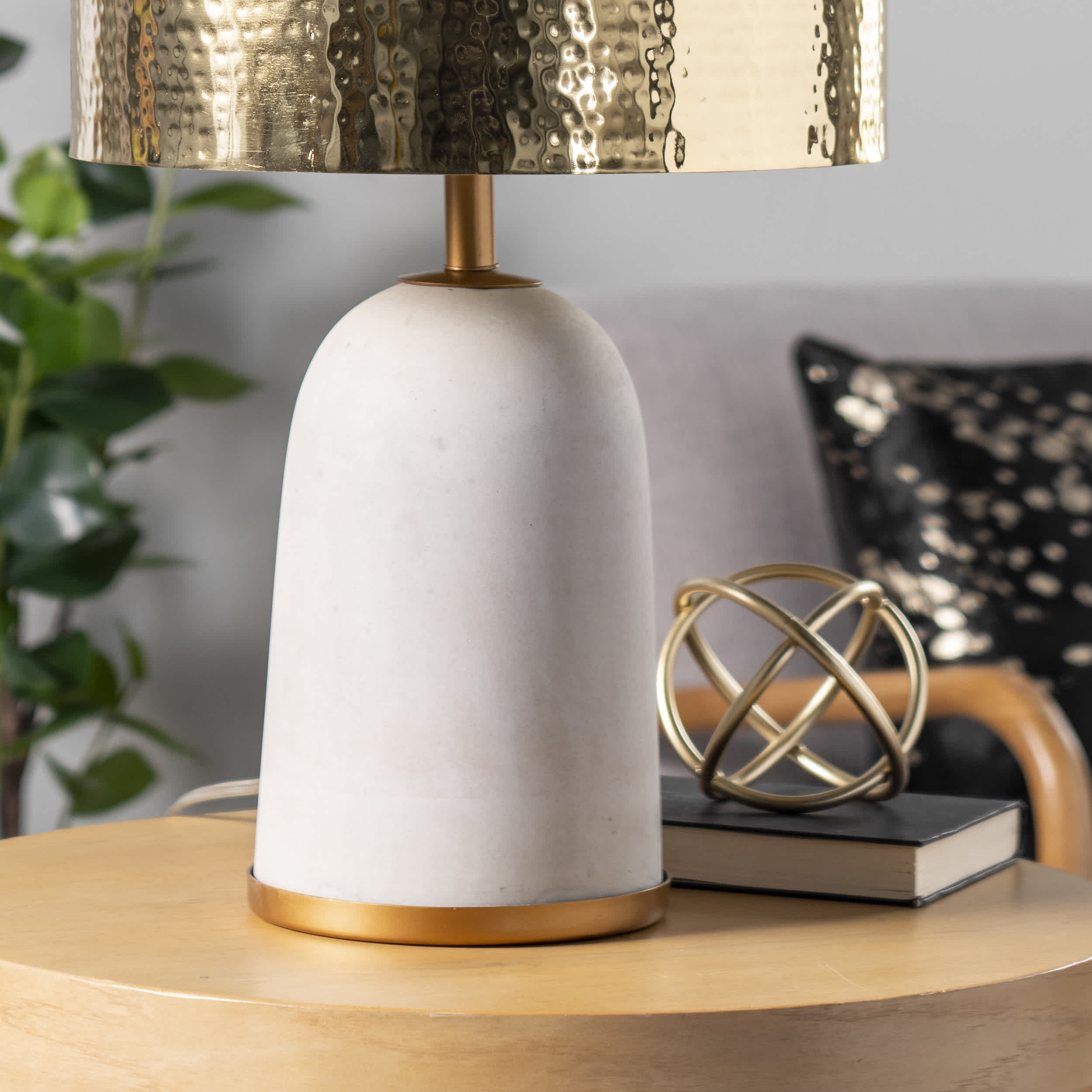 Monroe 25 Concrete & Iron Table Lamp - Image 4