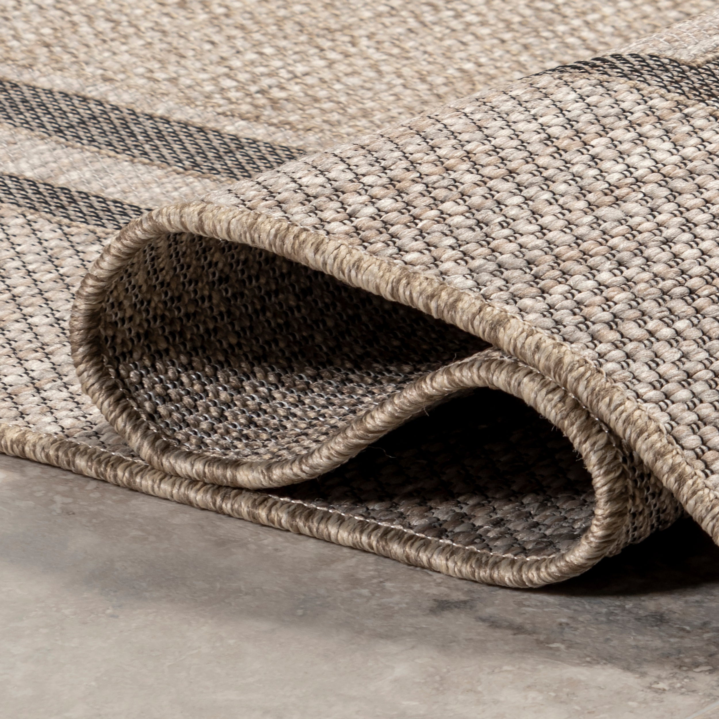 Guinevere Mosaic Indoor/Outdoor Area Rug - Image 4