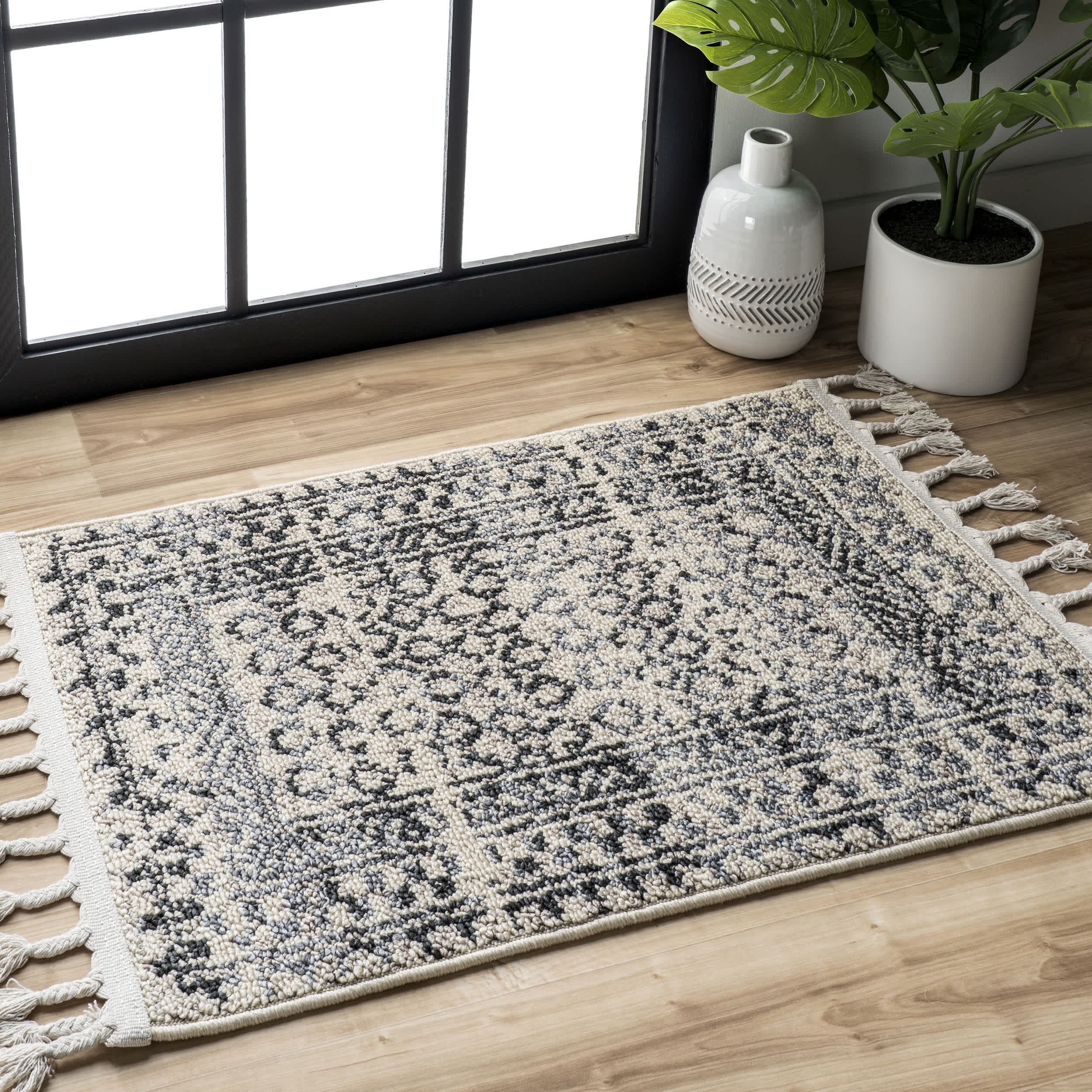 Claudia Diamond Tassel Area Rug - Image 12