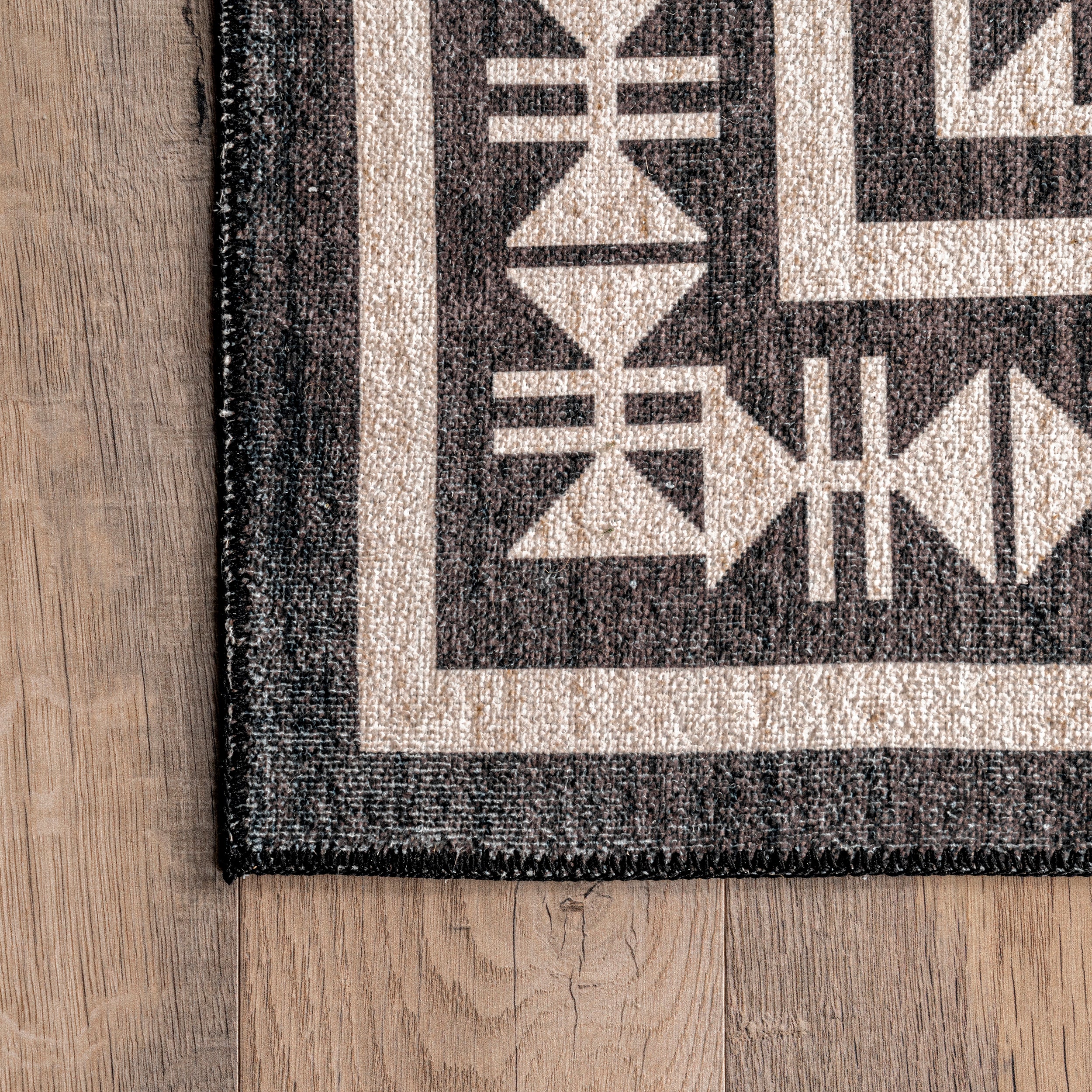 Leighton Machine Washable Southwestern Medallion Area Rug - Image 5
