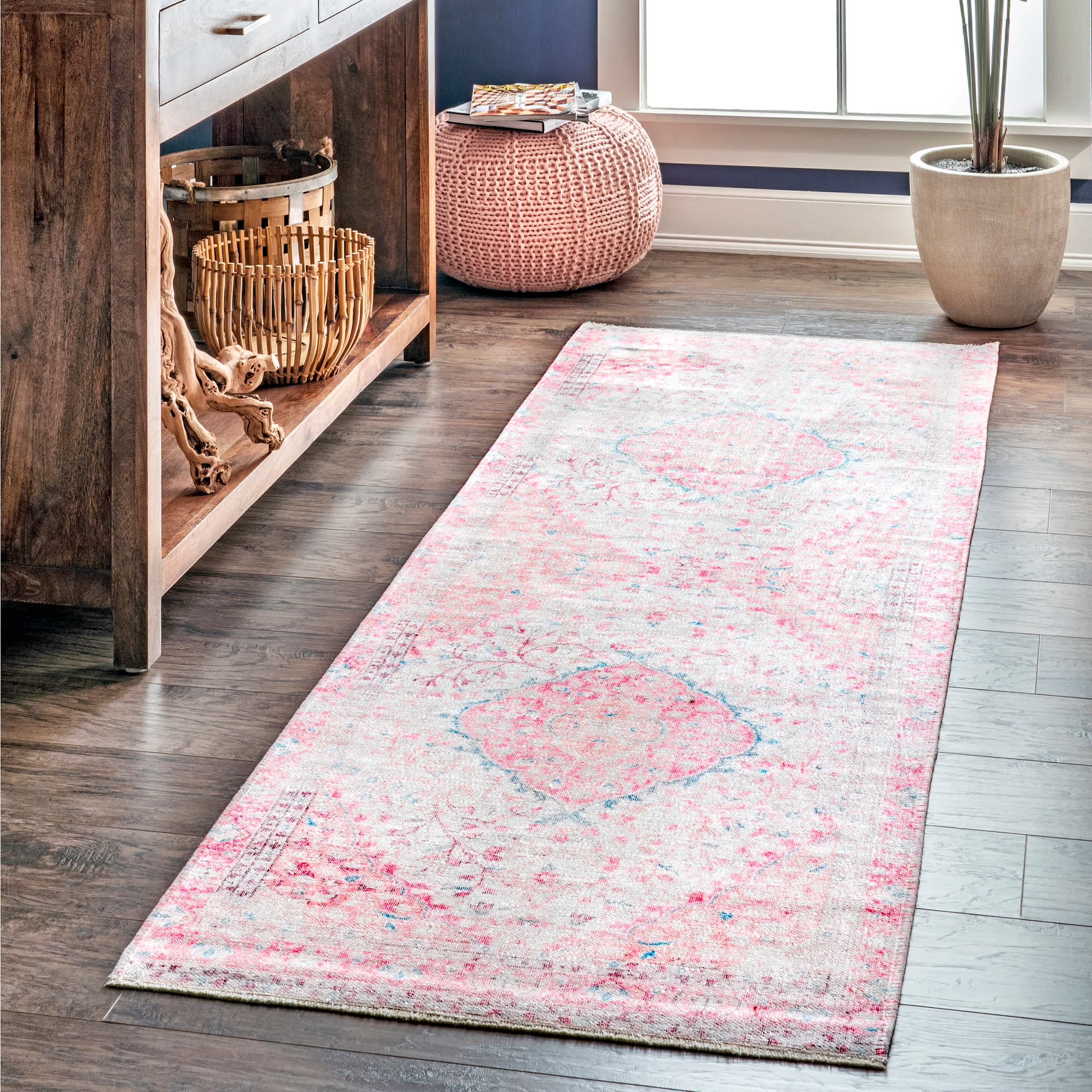 nuLOOM Patsy Vintage Medallion Machine Washable Area Rug - Image 5