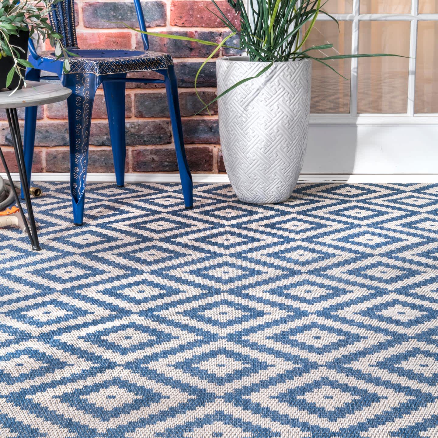 Marybelle Tribal Diamond Trellis Area Rug - Image 9