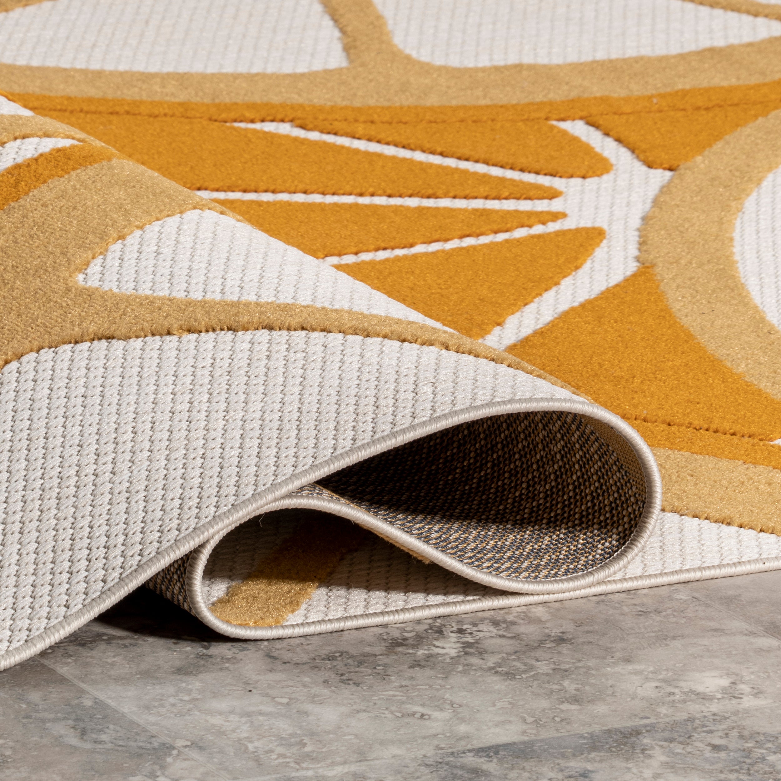 Adira Orange Slices Indoor/Outdoor Area Rug - Image 4