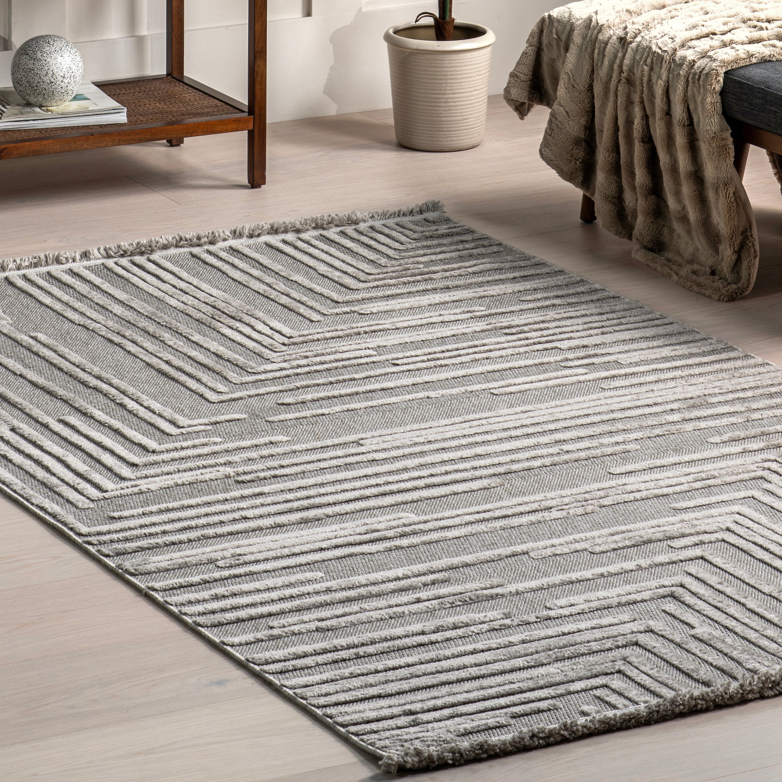 Ziva Contemporary Abstract High-Low Fringe Area Rug - Image 9