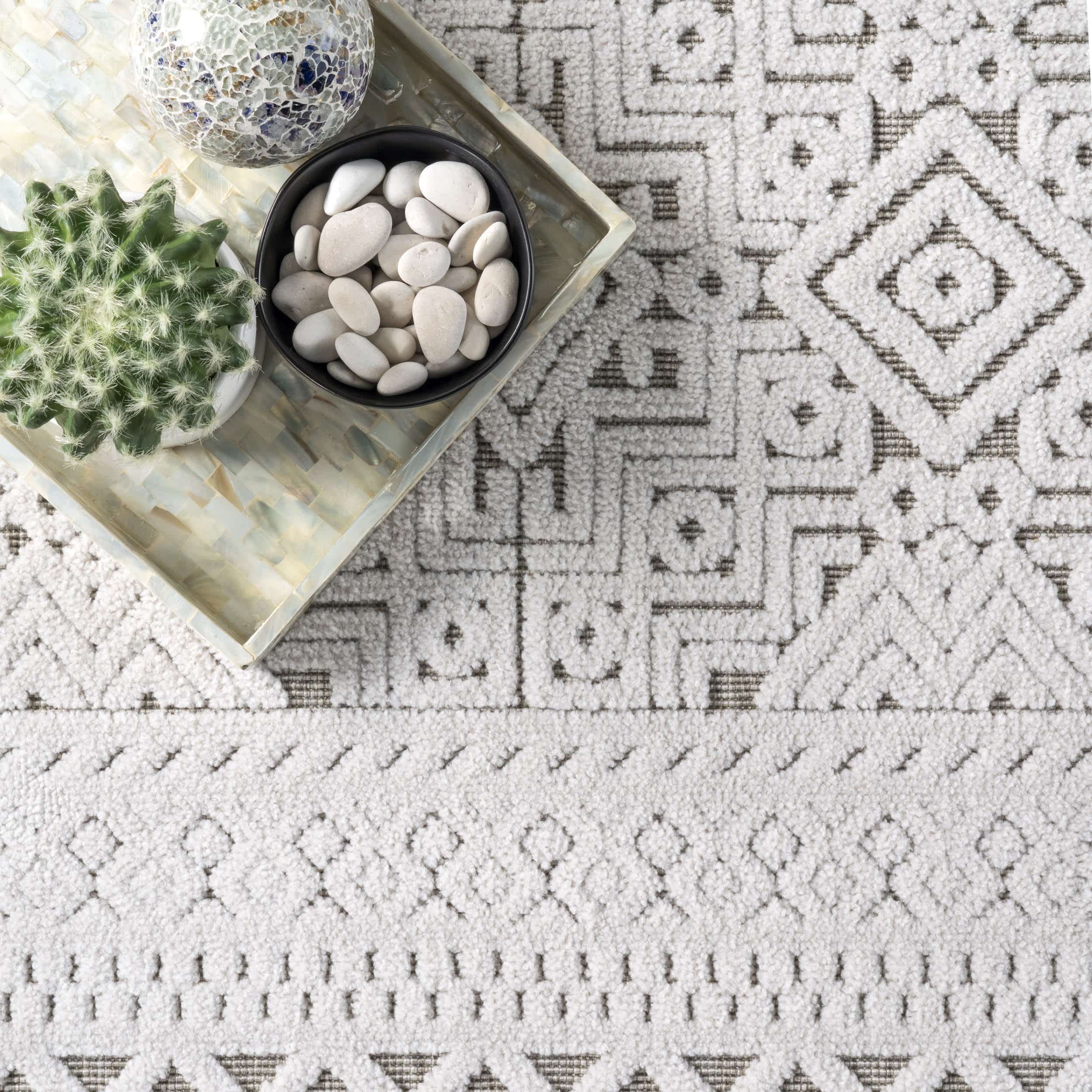 Valerie Textured Geometric Tribal Indoor/Outdoor Area Rug - Image 6