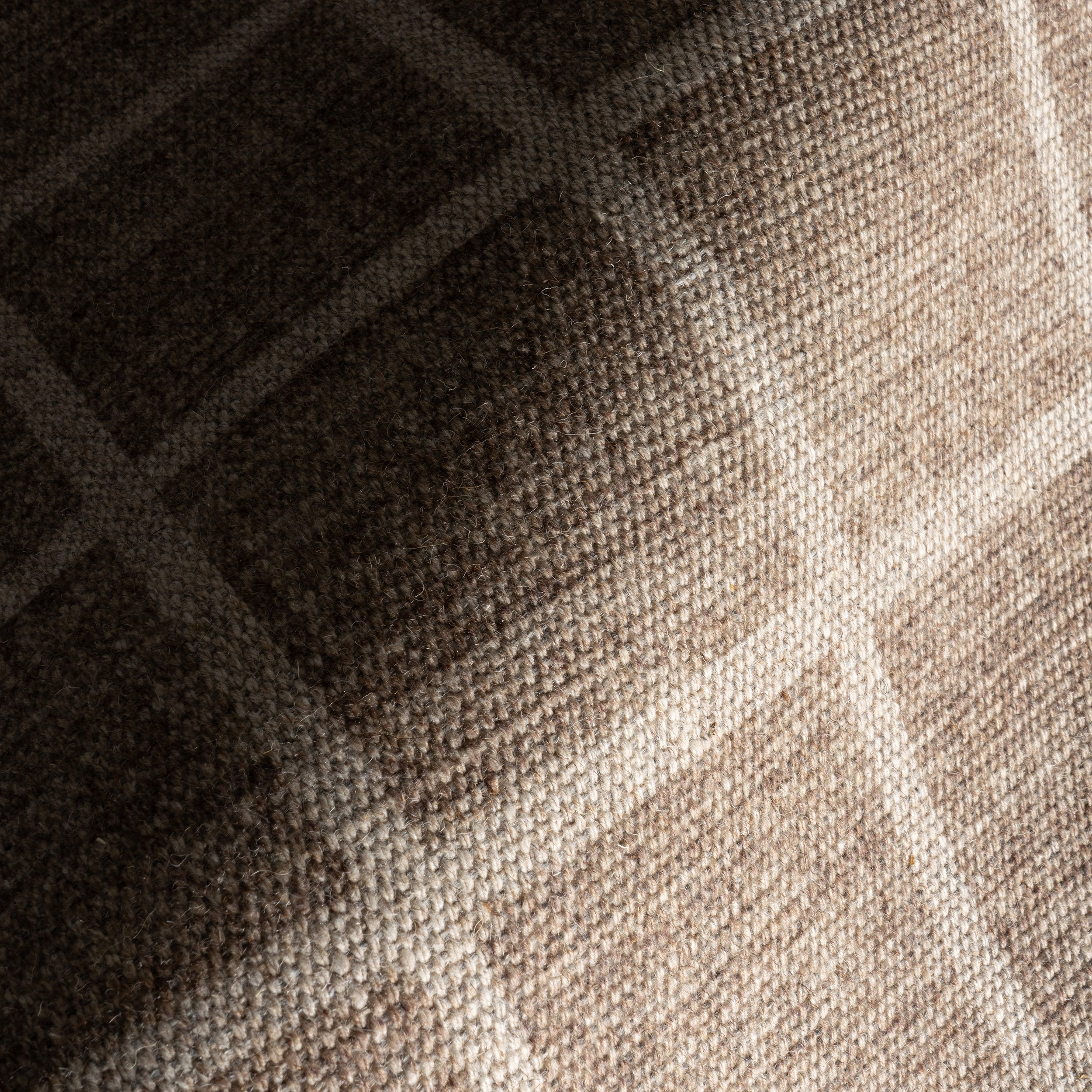 Daena Checkered Machine Washable Area Rug - Image 5