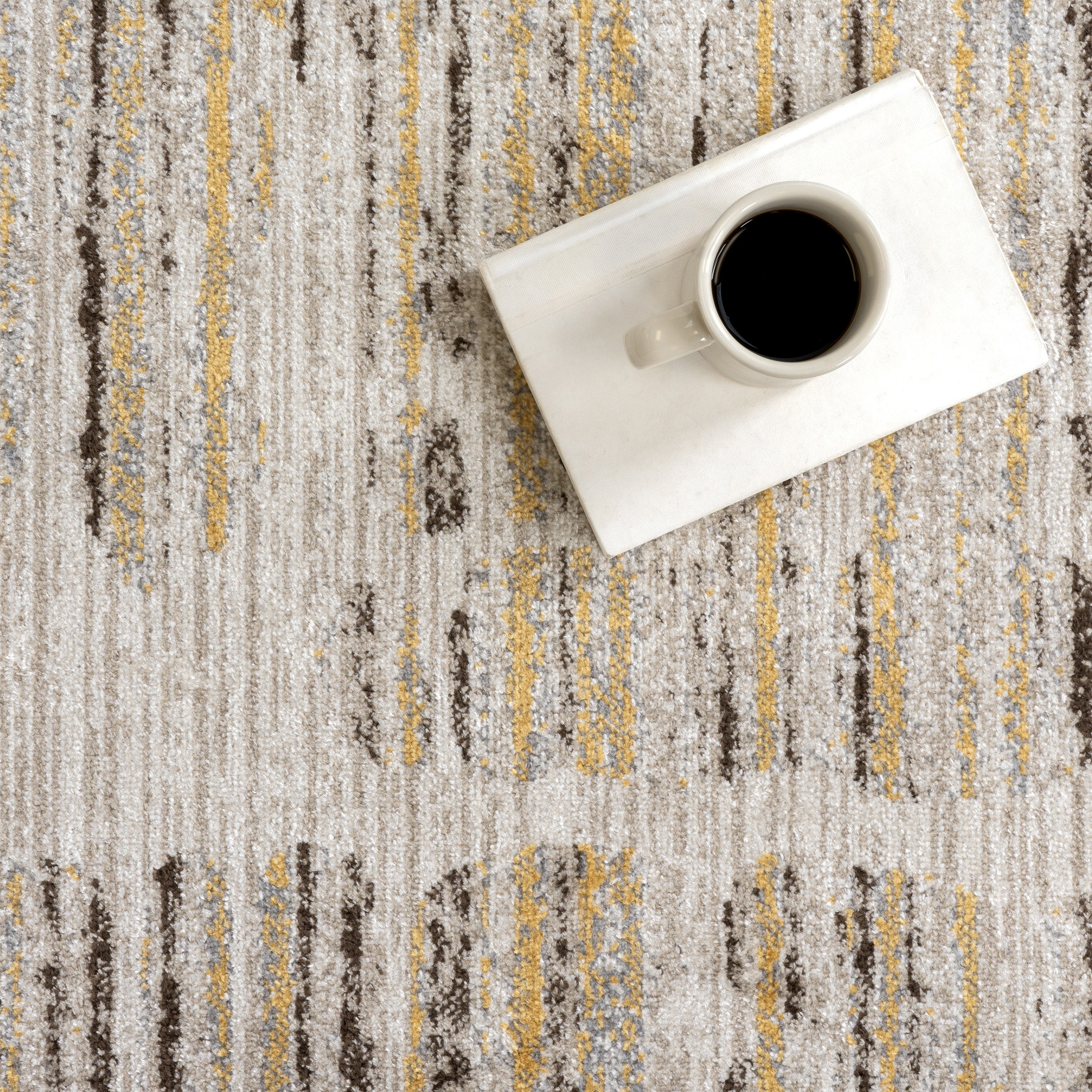 Maemi Abstract Machine Washable Area Rug - Image 7