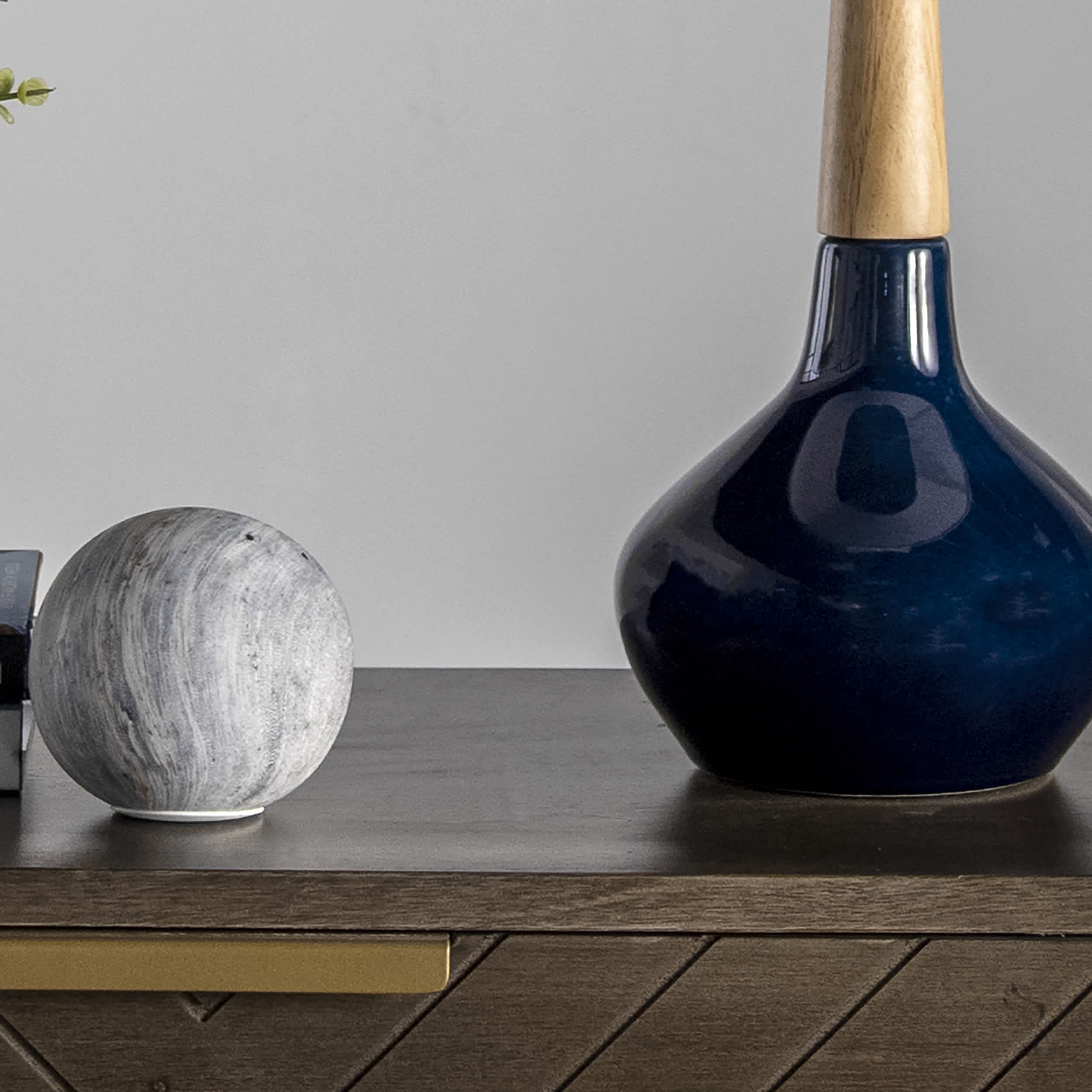 Castine 25 Ceramic Table Lamp - Image 5