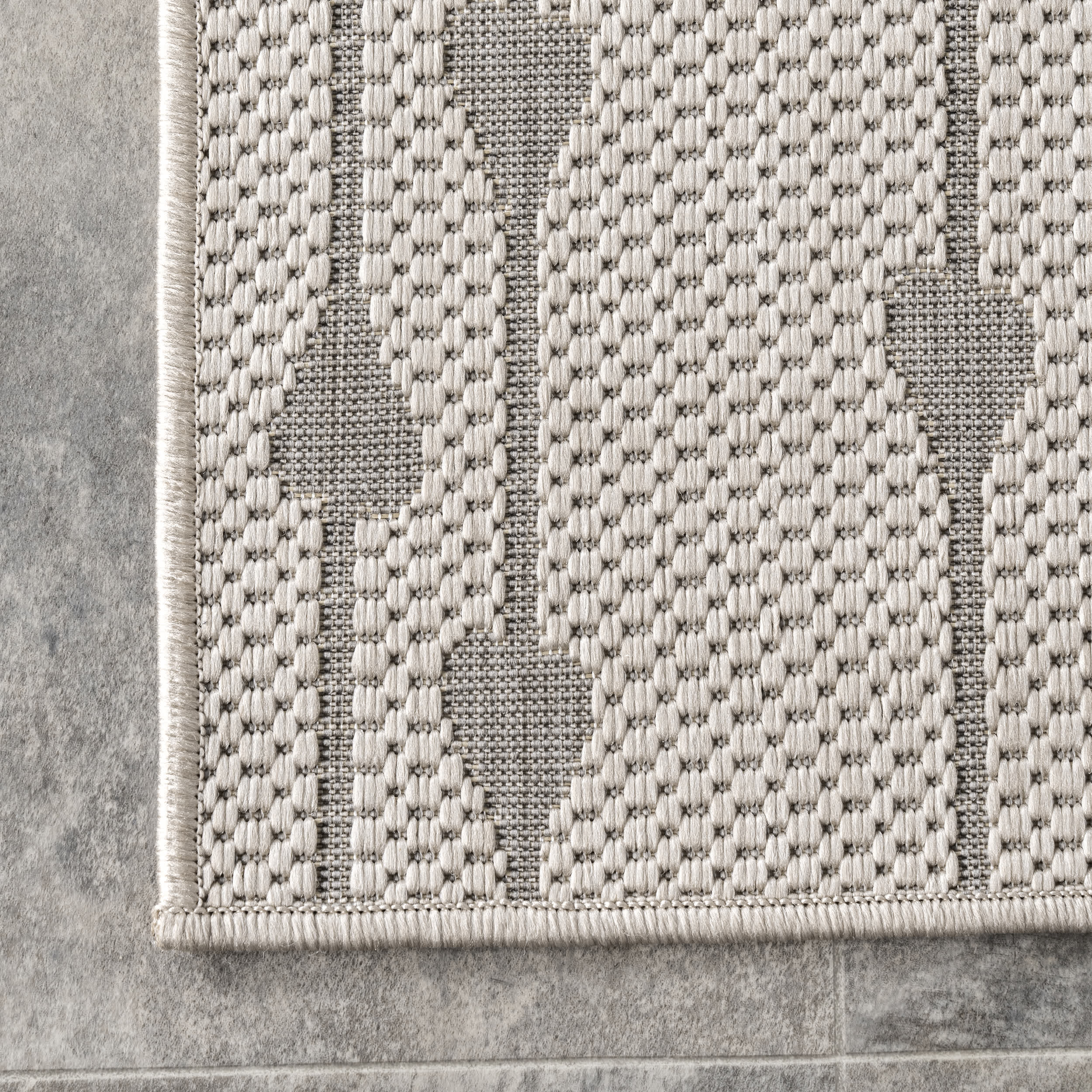 Kiernan Vertical Teardrop Stripe Indoor/Outdoor Area Rug - Image 9