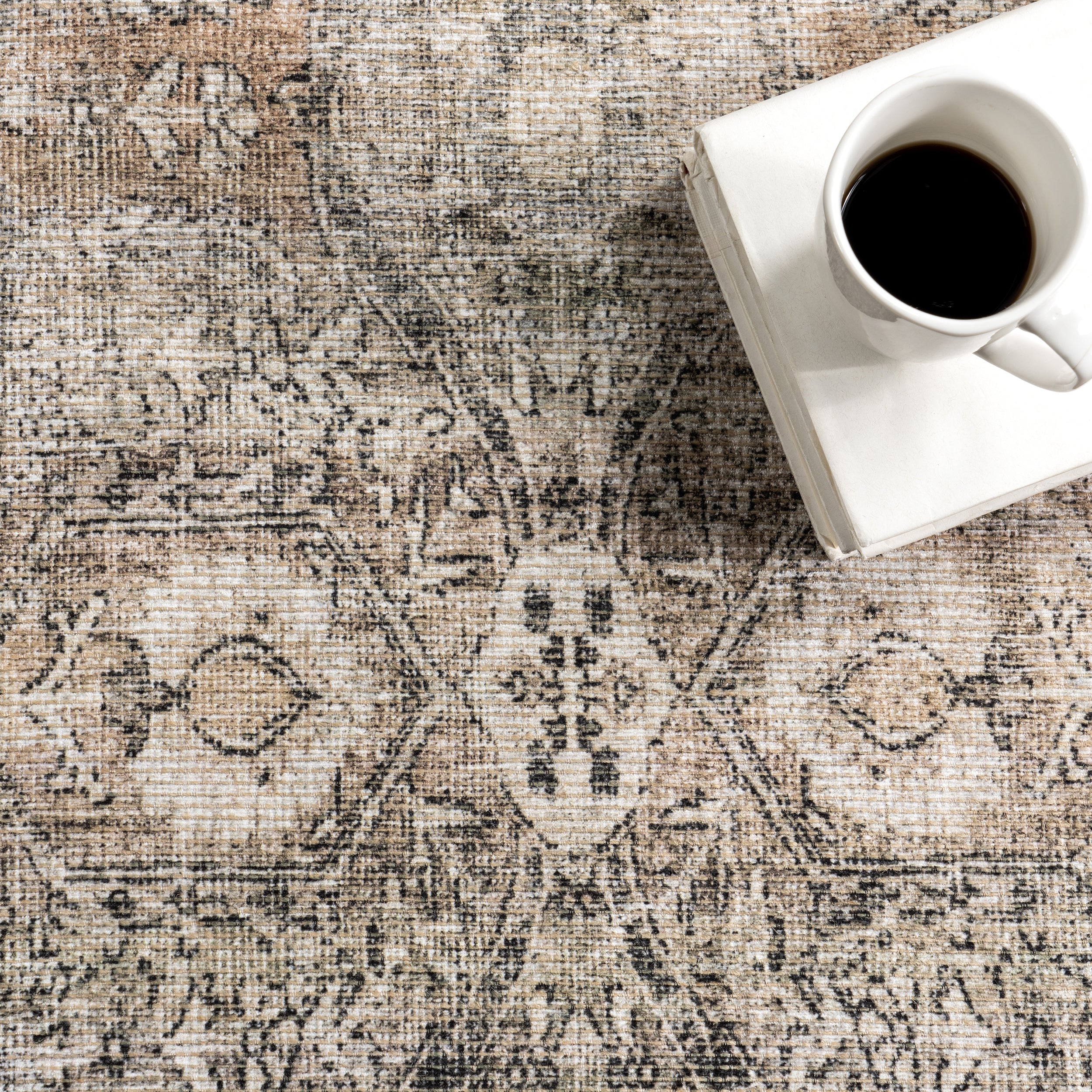 Hillstone Collection Aether Traditional Vintage Medallion Area Rug - Image 7