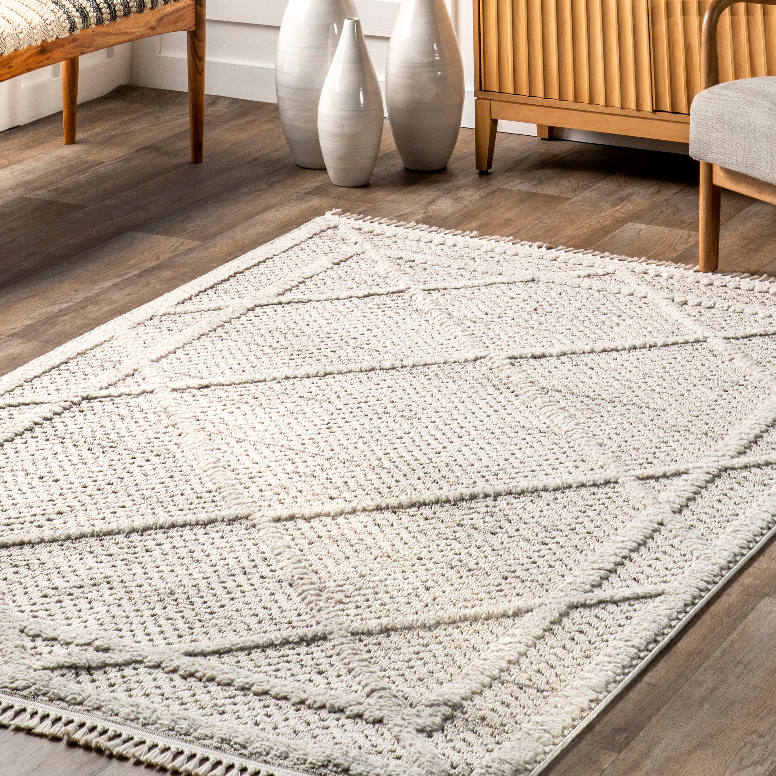 Dazi Moroccan Diamond High/Low Tasseled Area Rug - Image 9