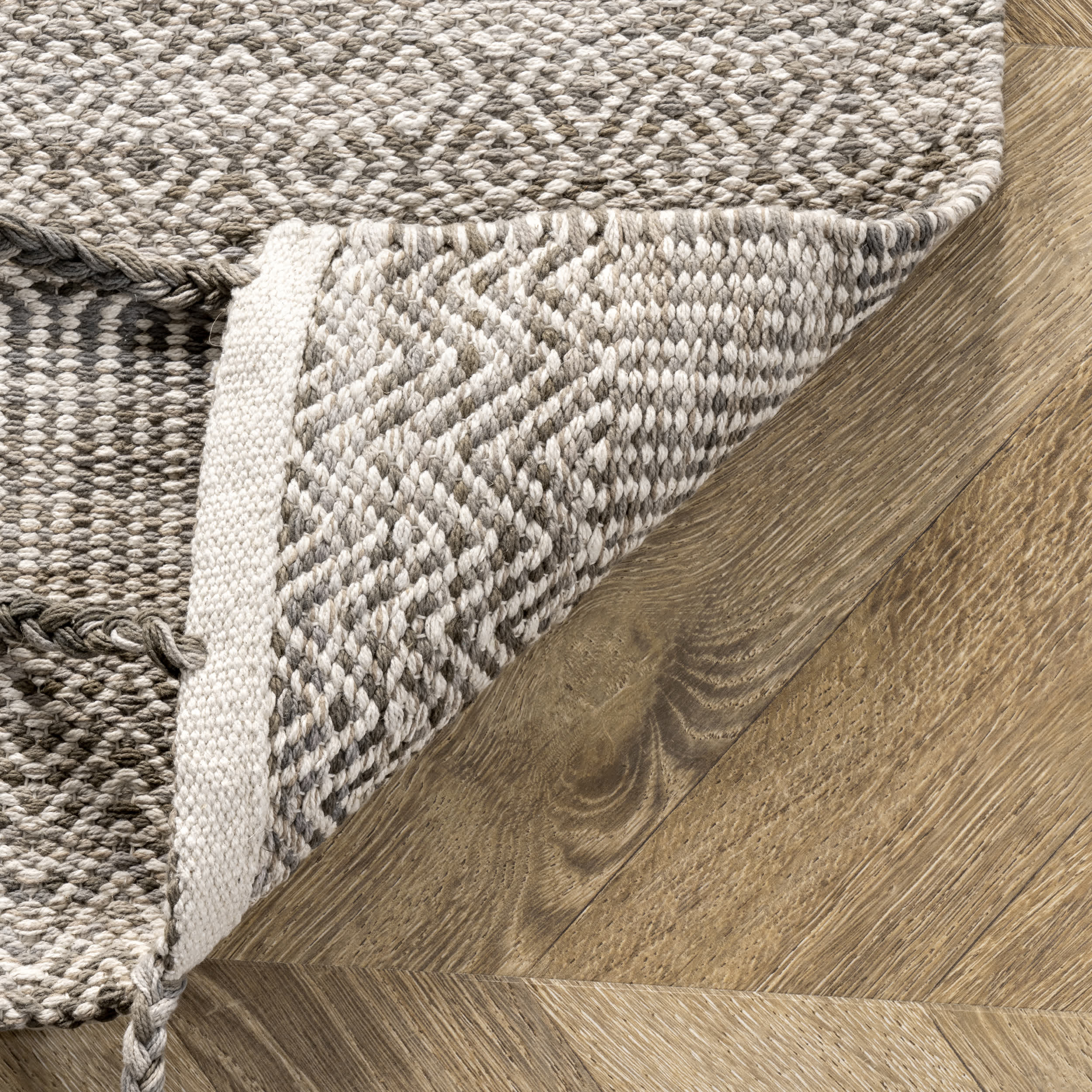 Diem Geometric Cotton Tassel Area Rug - Image 17