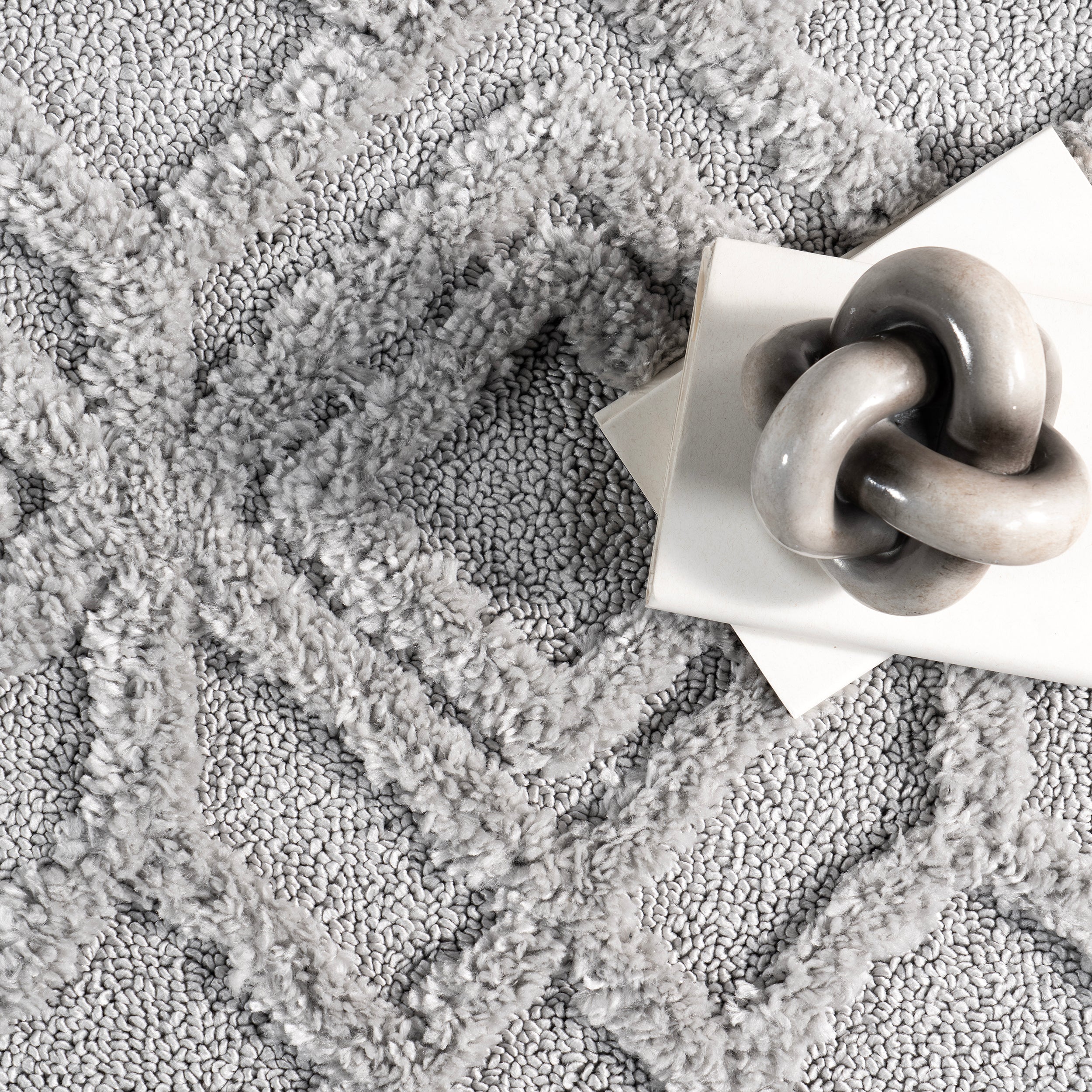 Akia Lattice High/Low Tassel Area Rug - Image 16