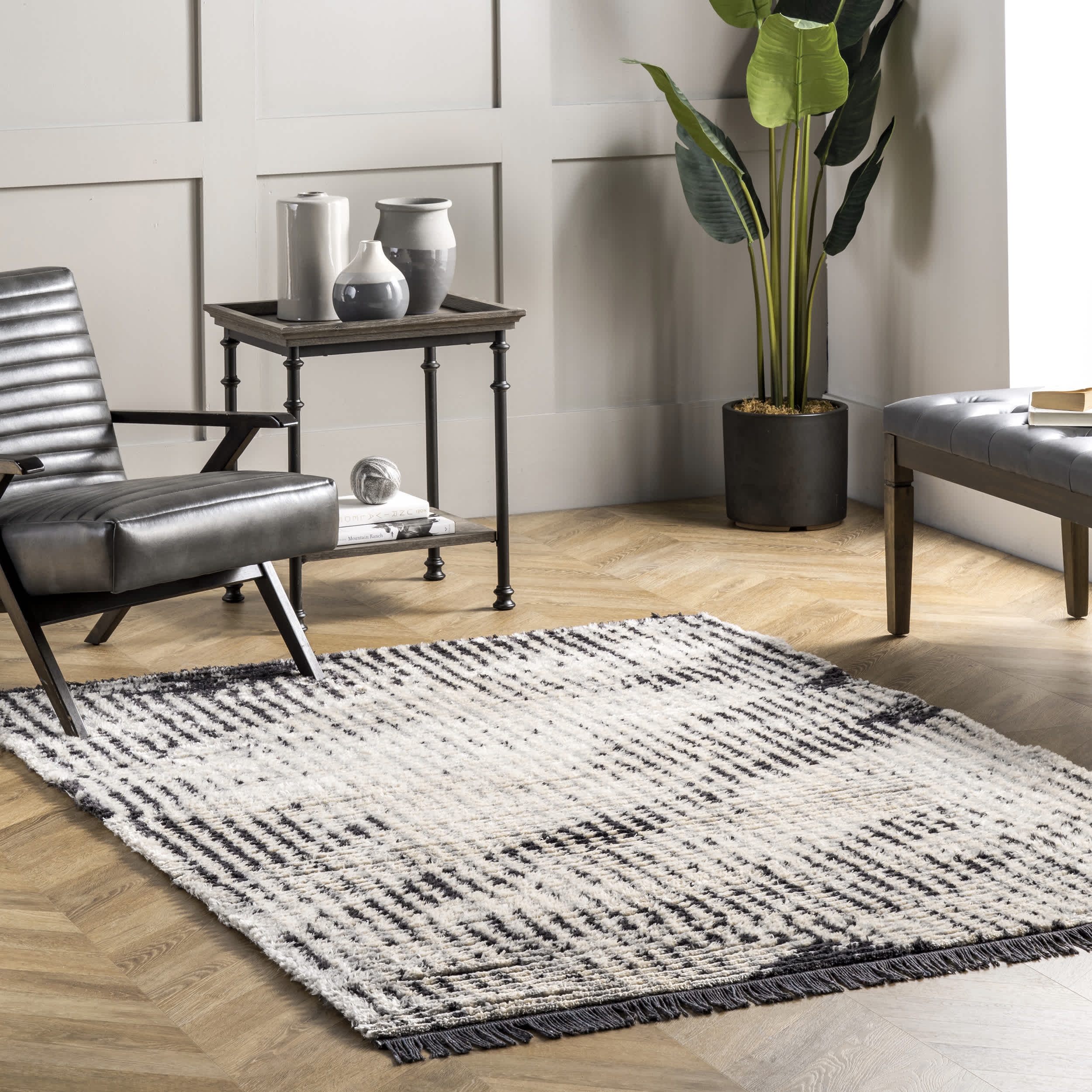 Mandi Soft Shag Abstract Fringe Area Rug - Image 2