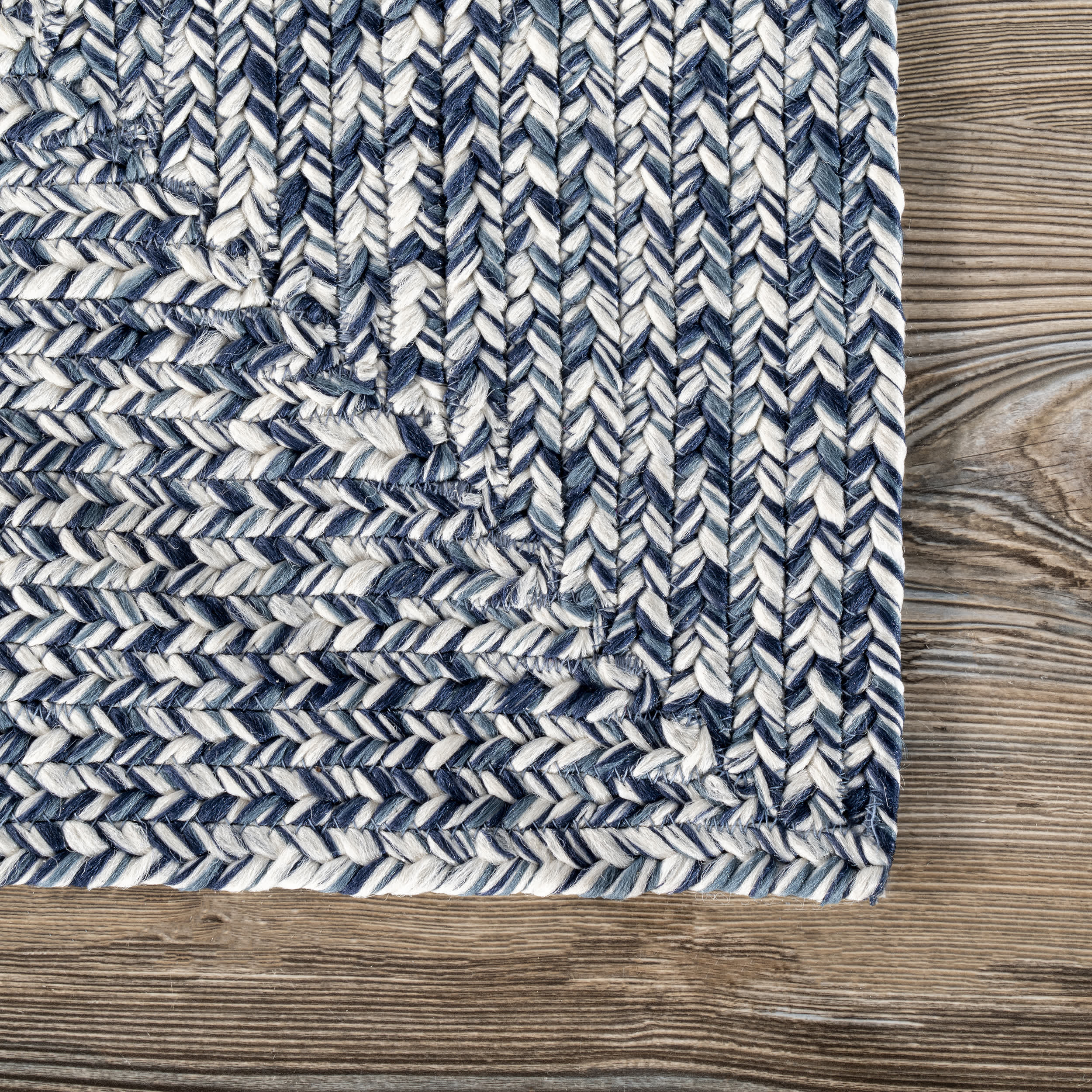 Wynn Braided Indoor/Outdoor Area Rug - Image 11