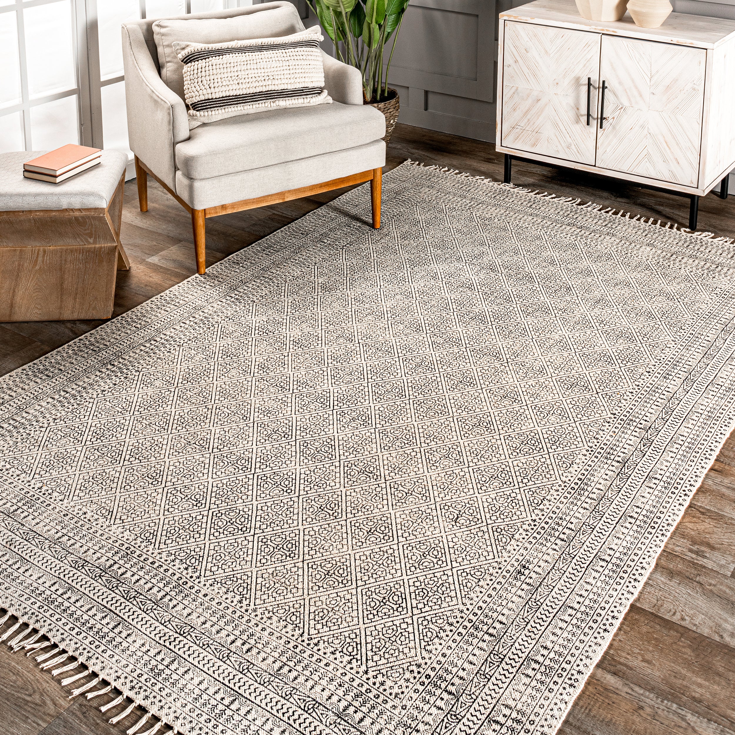 Flatweave Rita Moroccan Trellis Area Rug - Image 9