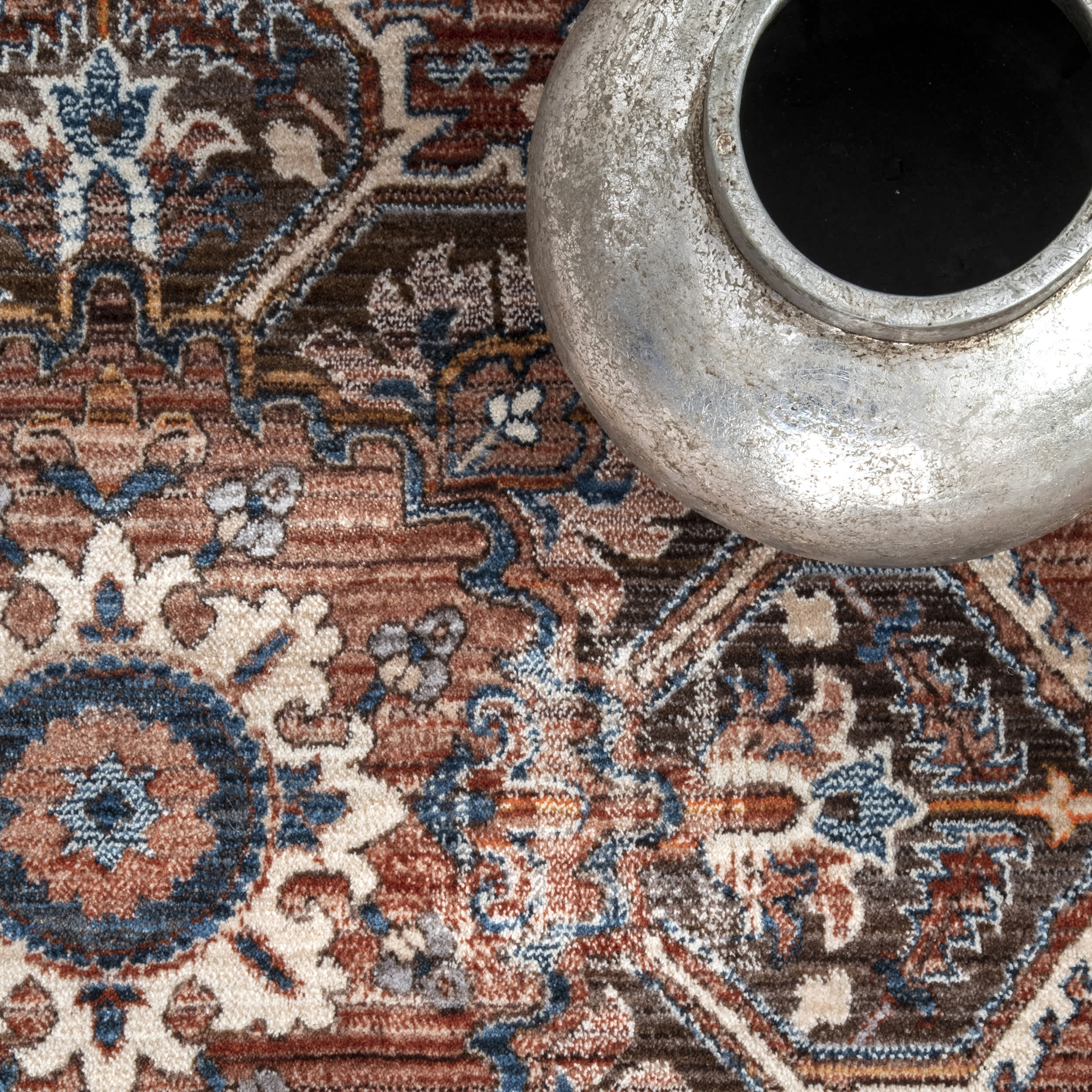 Vintage Pauline Floral Tassel Area Rug - Image 5