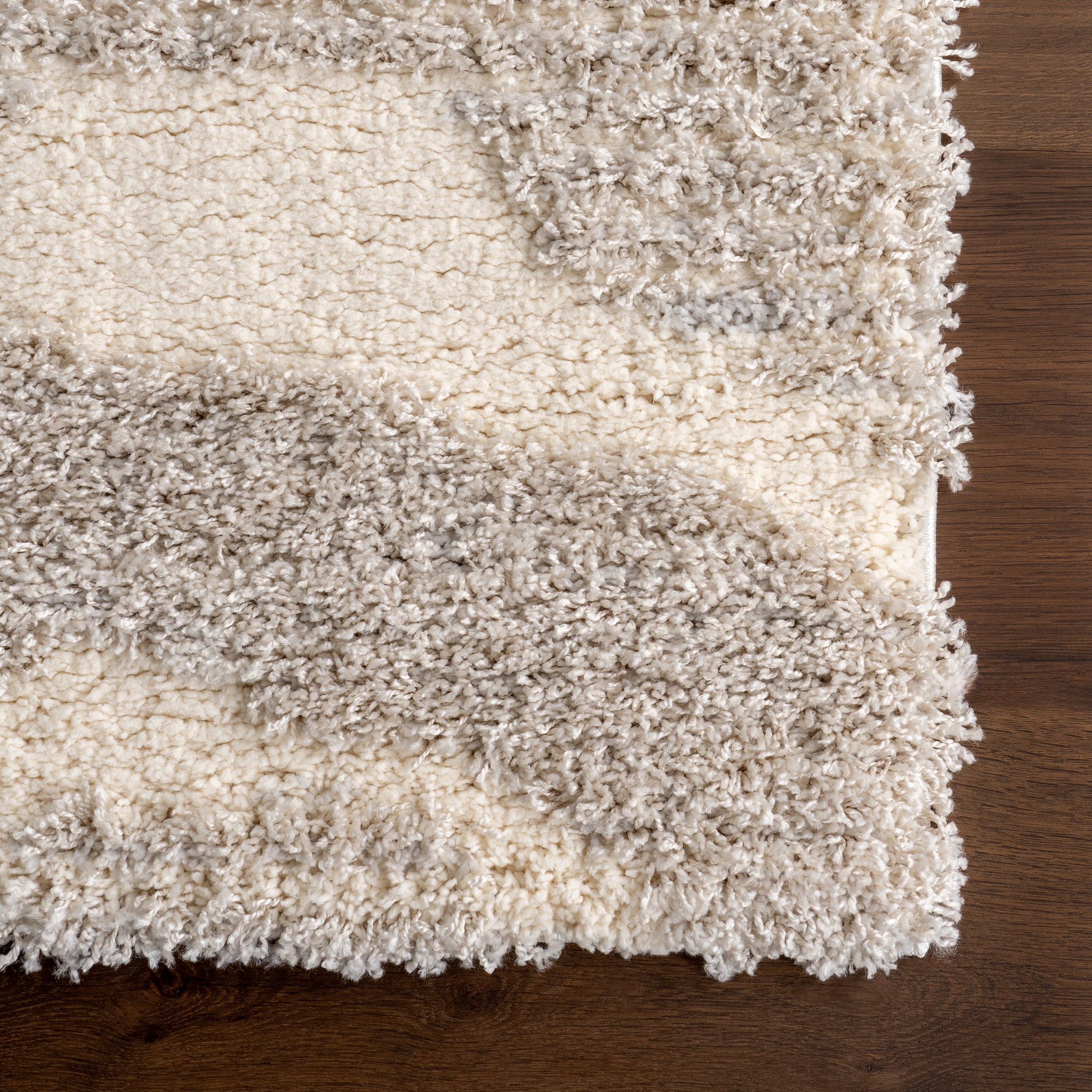 Daisy Glam Area Rug - Image 6
