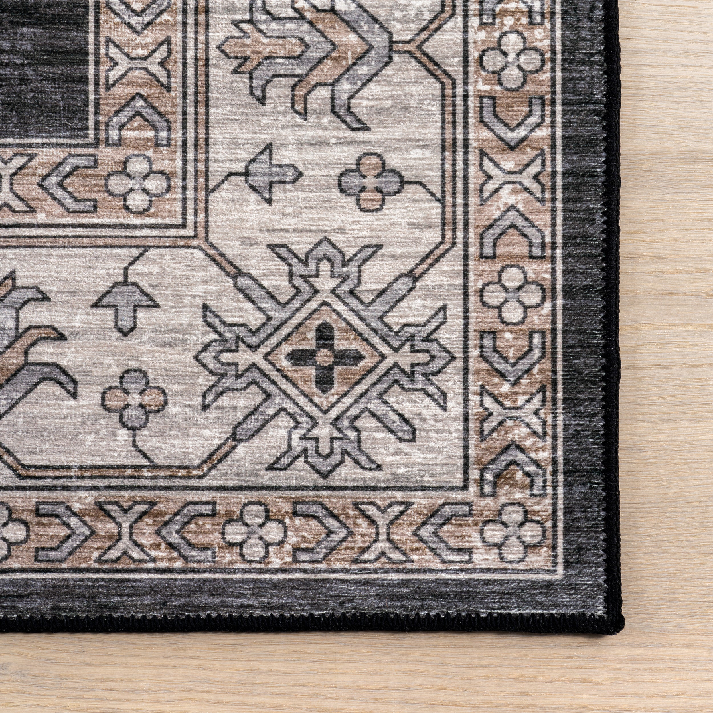 Moxie SplashGuard Traditional Bordered Machine Washable Area Rug - Image 6