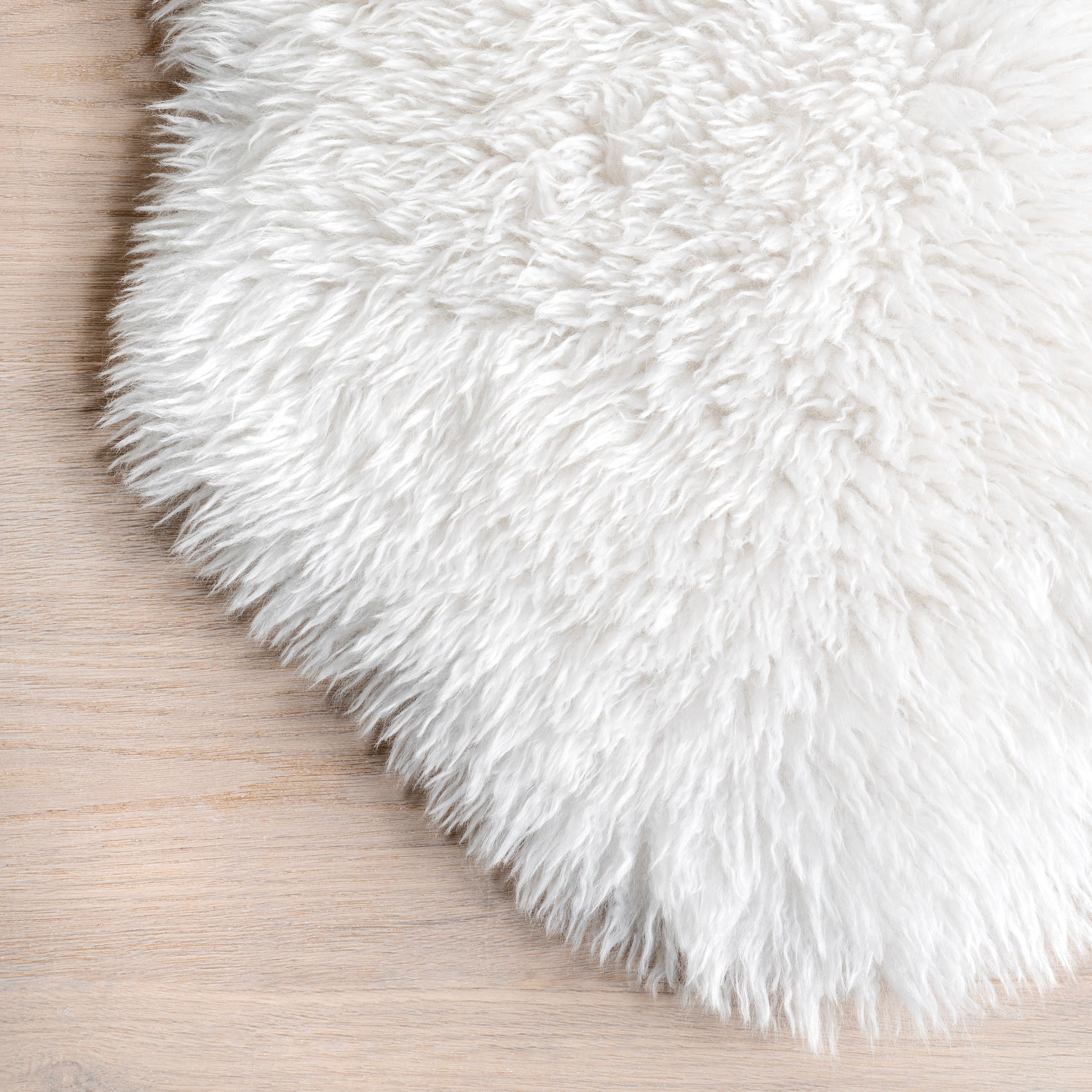 Salome Plush Faux Sheepskin Machine Washable Area Rug - Image 5
