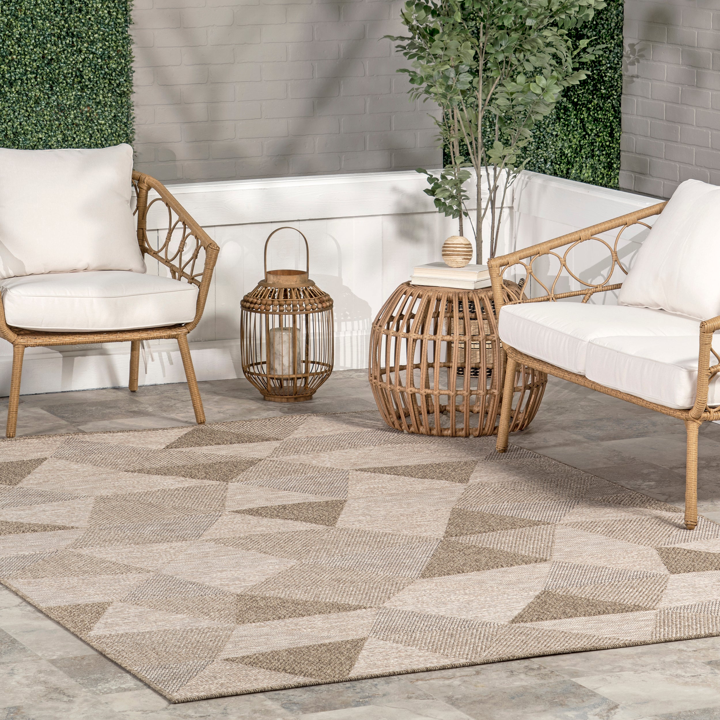 Guinevere Mosaic Indoor/Outdoor Area Rug - Image 2