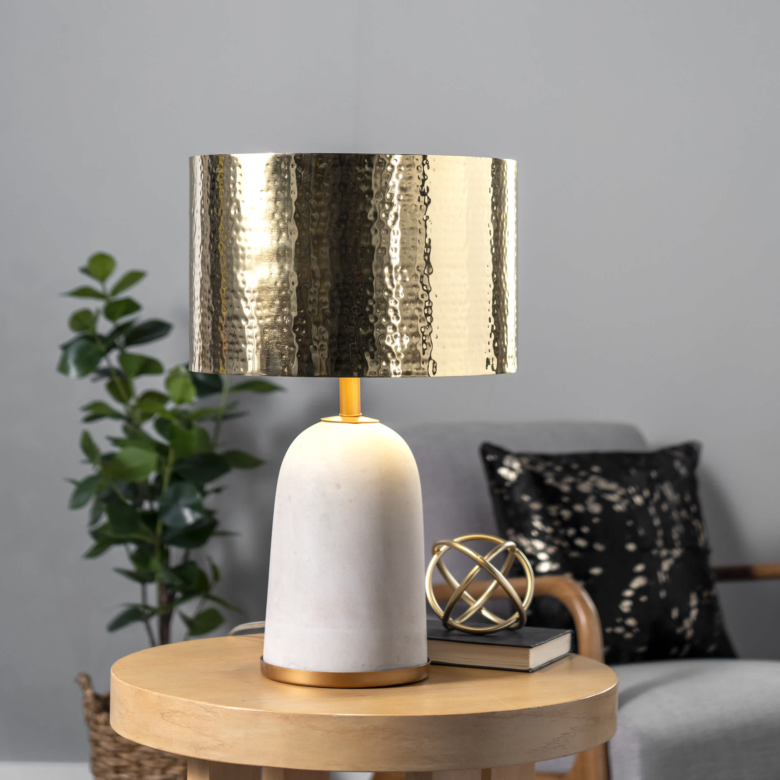 Monroe 25 Concrete & Iron Table Lamp - Image 2
