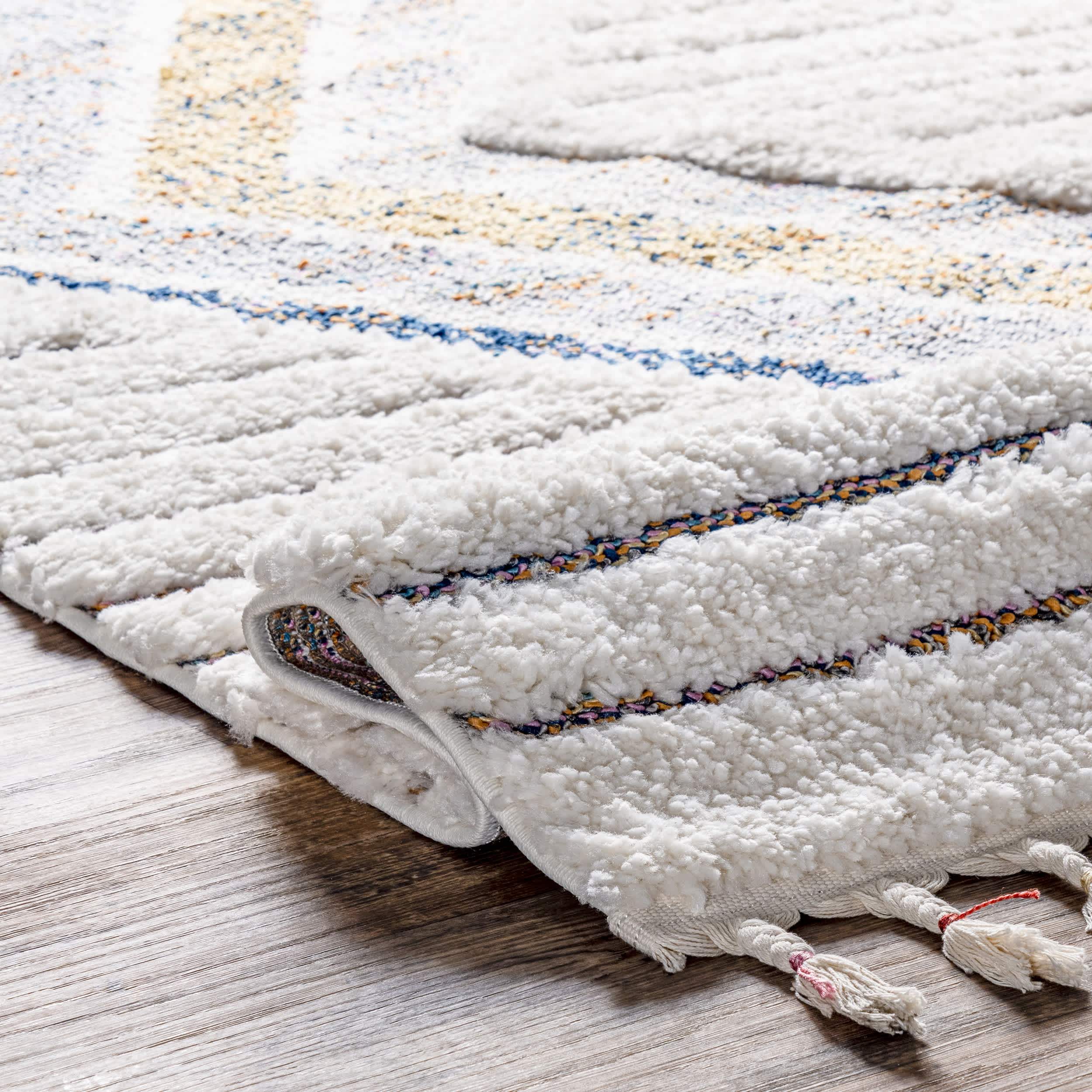 Angela High-Low Modern Diamond Tassel Area Rug - Image 4