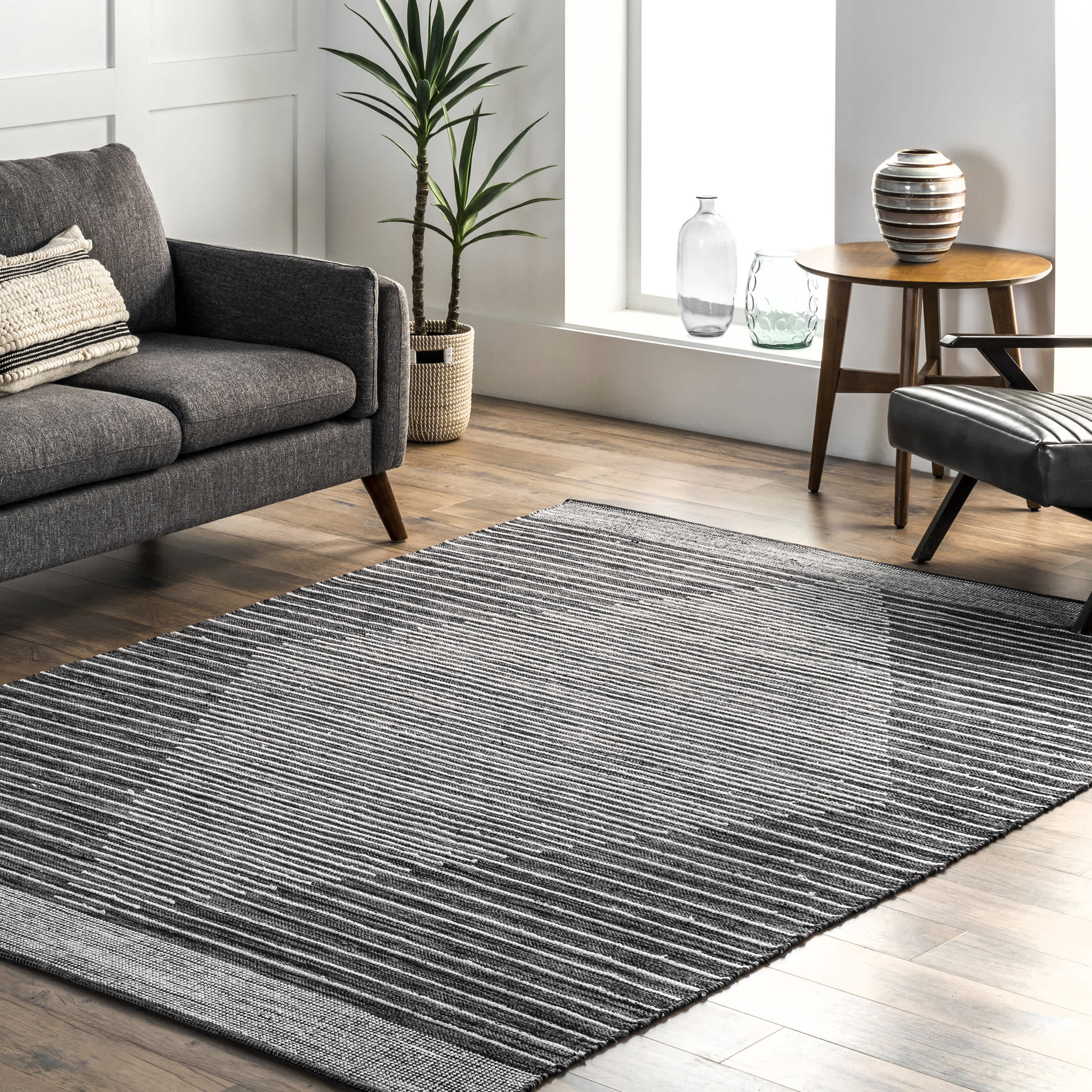 Missy Handmade Cotton Contemporary Diamond Flatweave Area Rug - Image 2