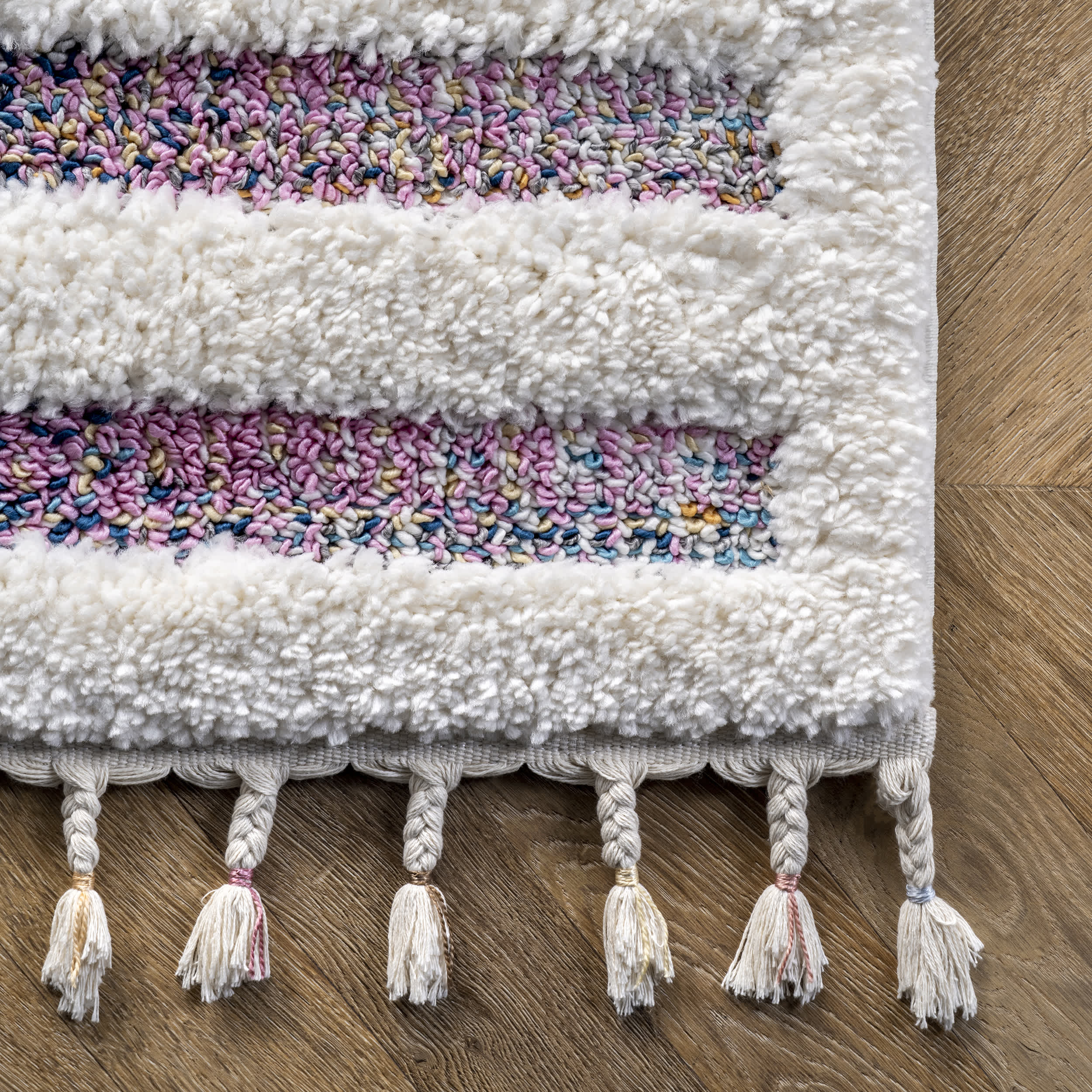 Bristol High-Low Geometric Ripples Tassel Area Rug - Image 5