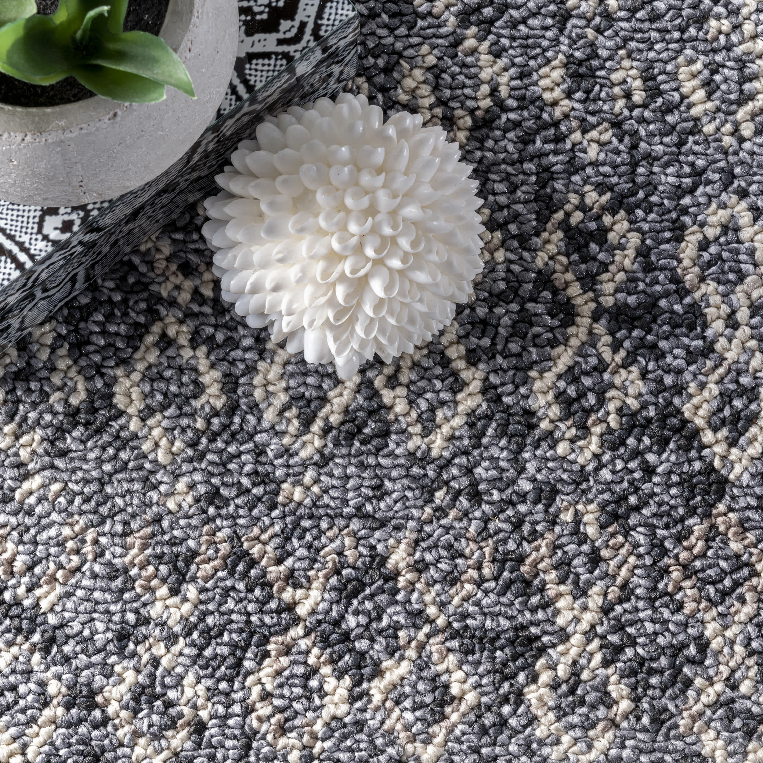 Claudia Diamond Tassel Area Rug - Image 18