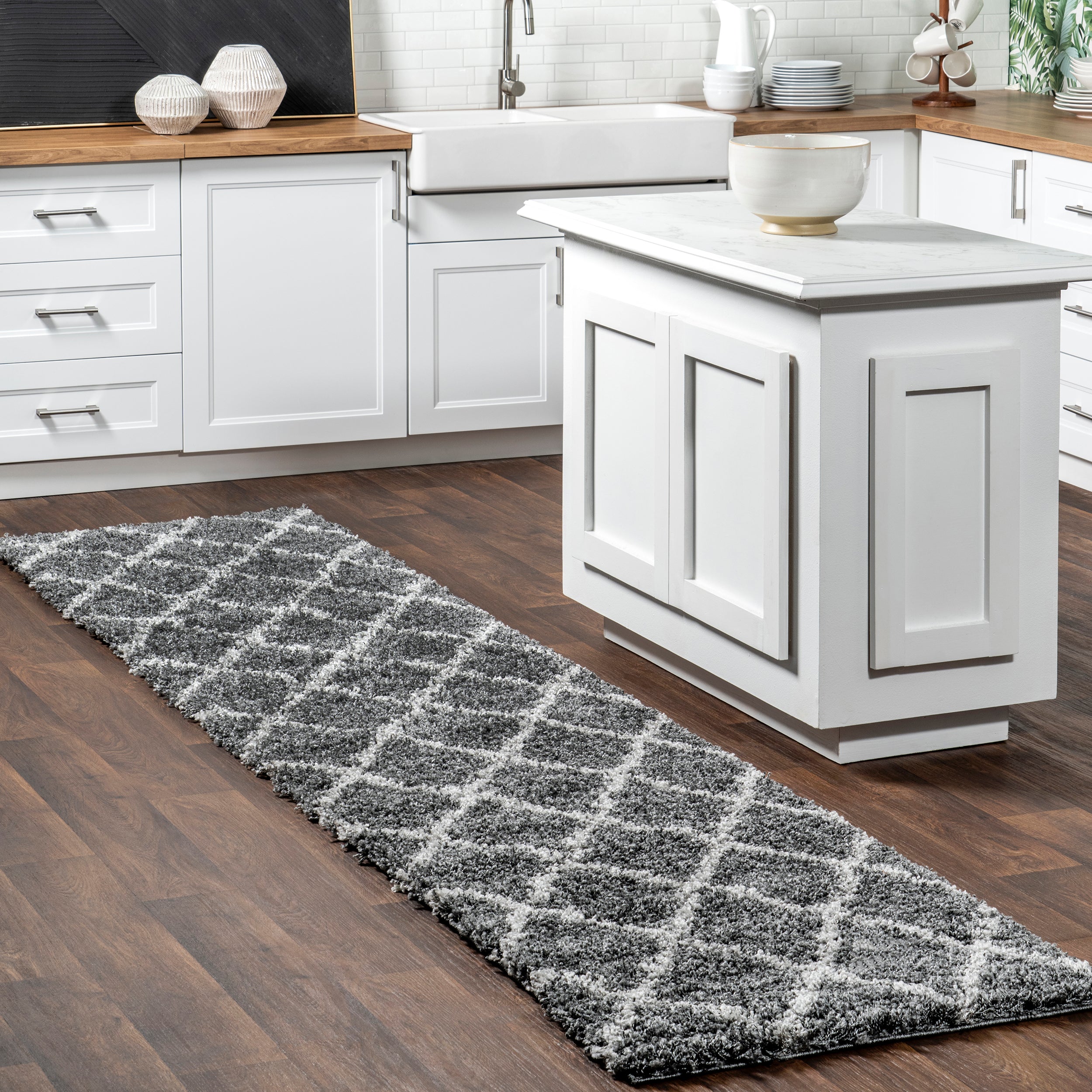 Tess Moroccan Shag Area Rug - Image 22