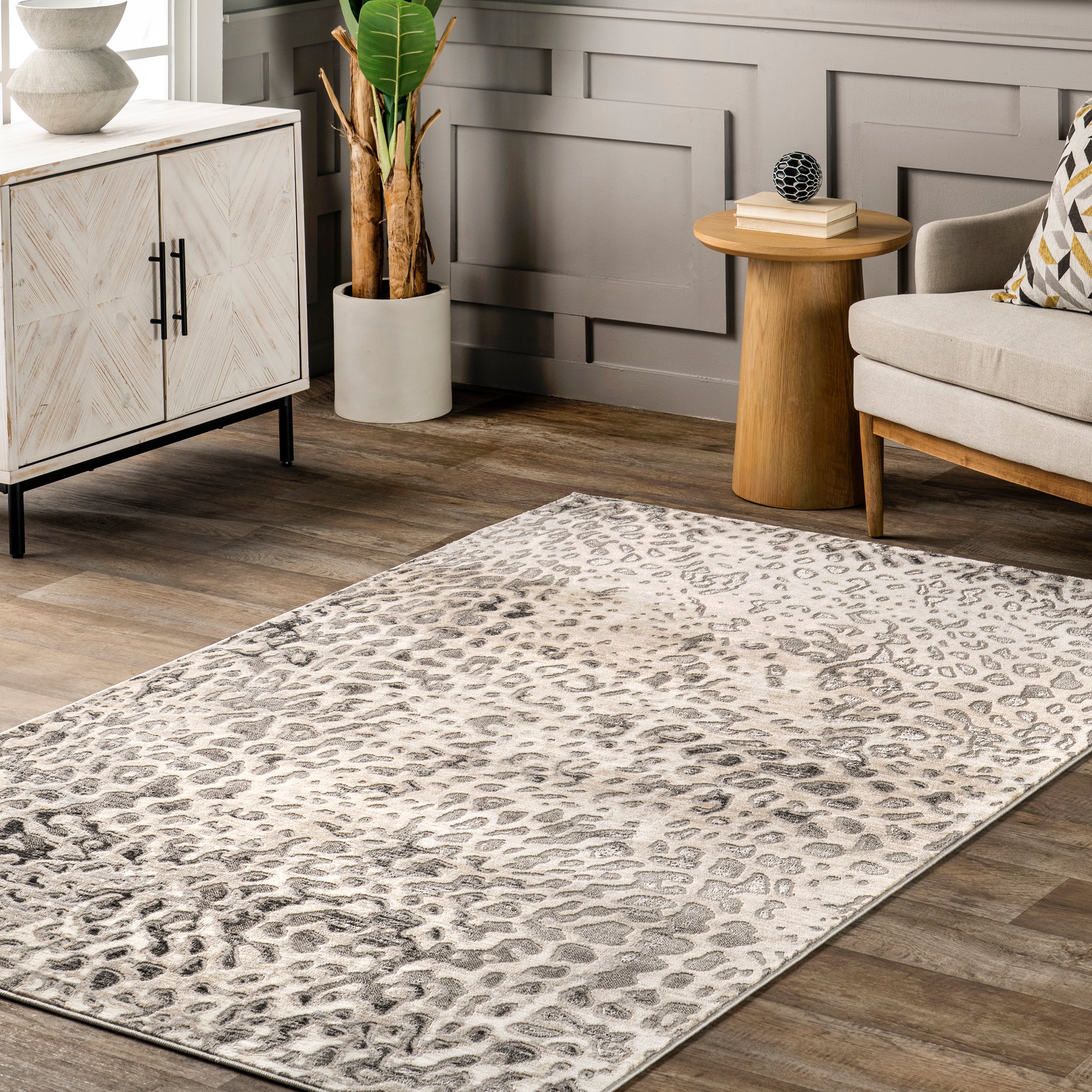 Taisha Cheetah Print Area Rug - Image 9