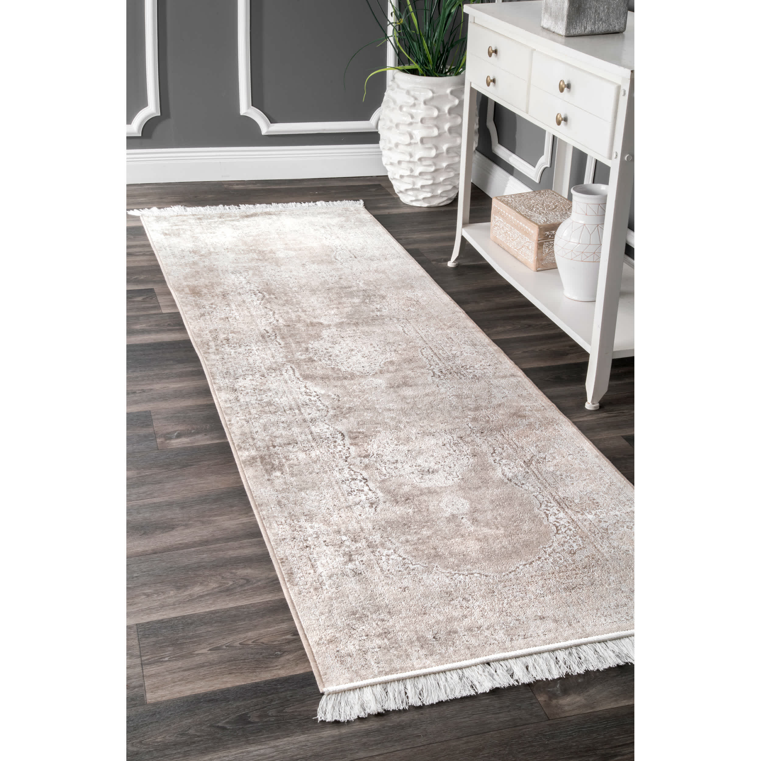 Vintage Medallion Cantrell Fringe Area Rug - Image 10