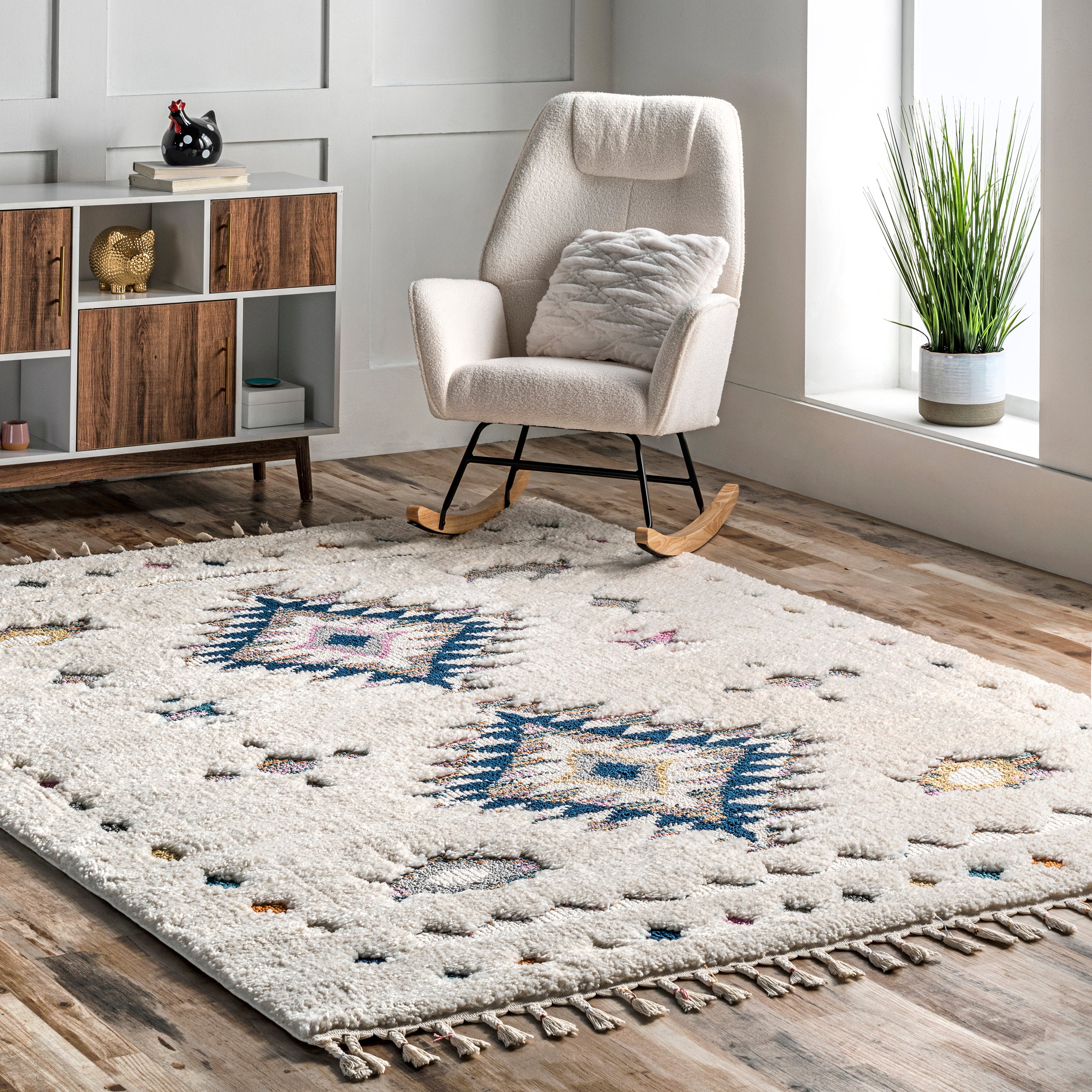 Jocelyn Tribal Shag Tasseled Area Rug - Image 13
