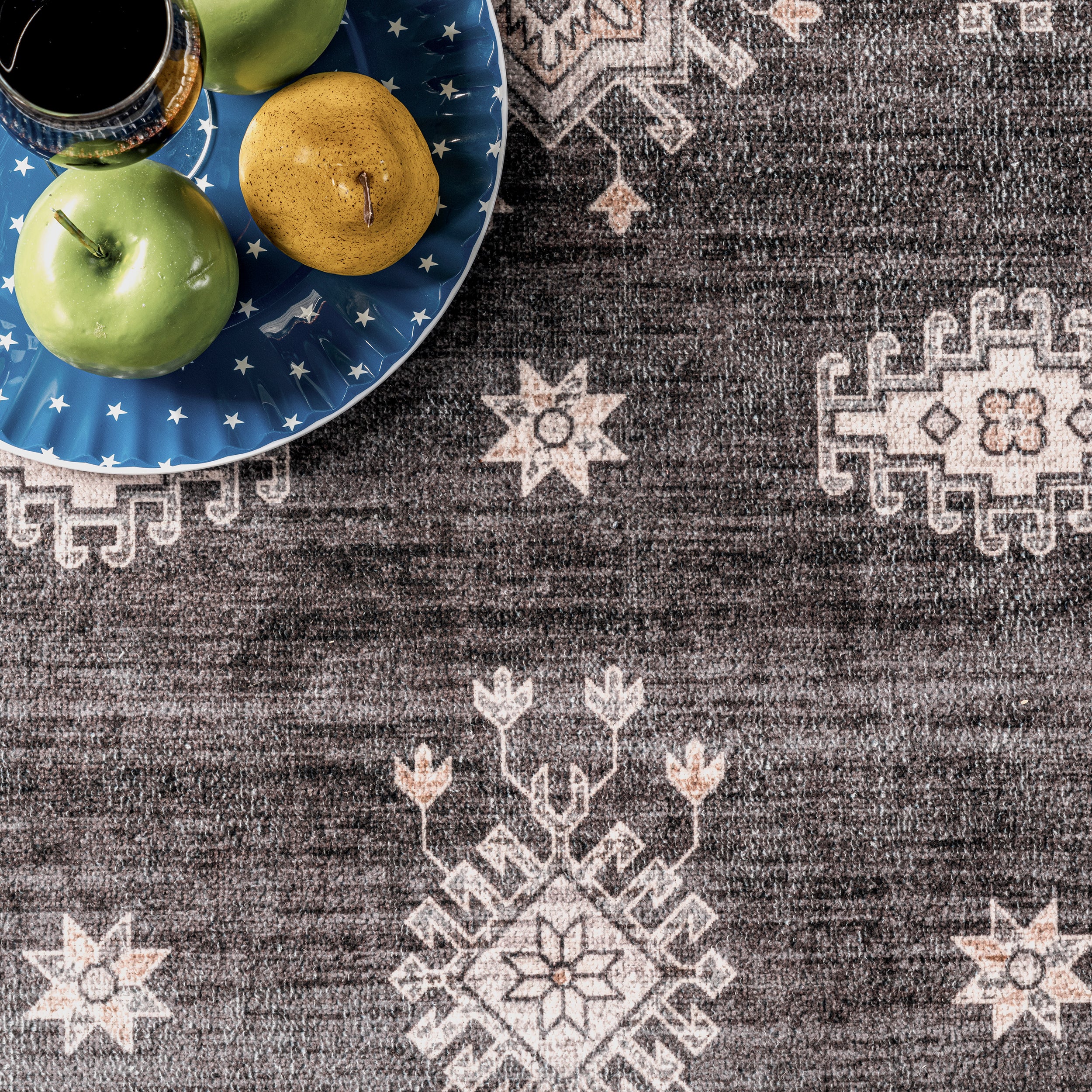 Mollie Machine Washable Traditional Border Area Rug - Image 6