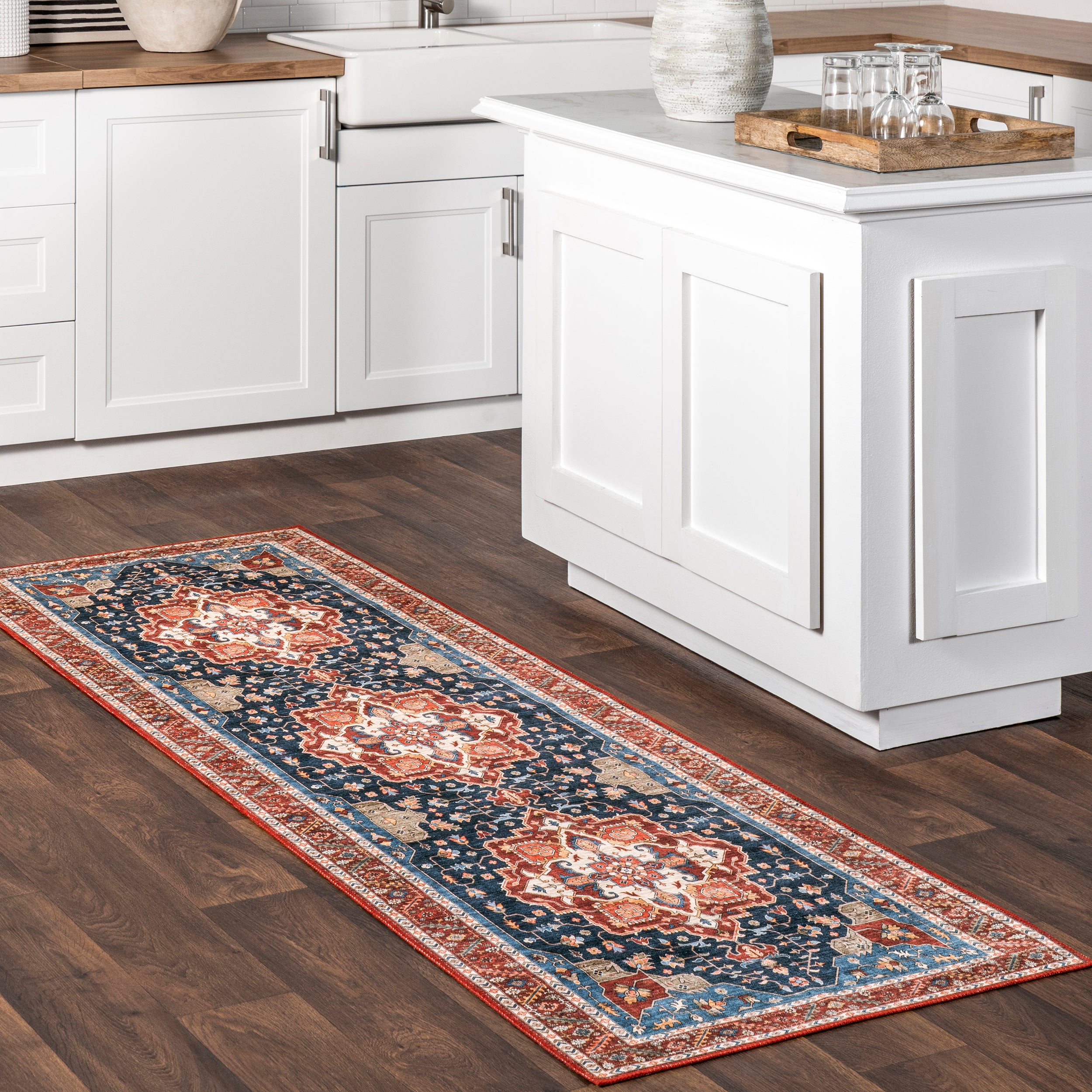 Hera Medallion Stain-Resistant Machine Washable Area Rug - Image 20