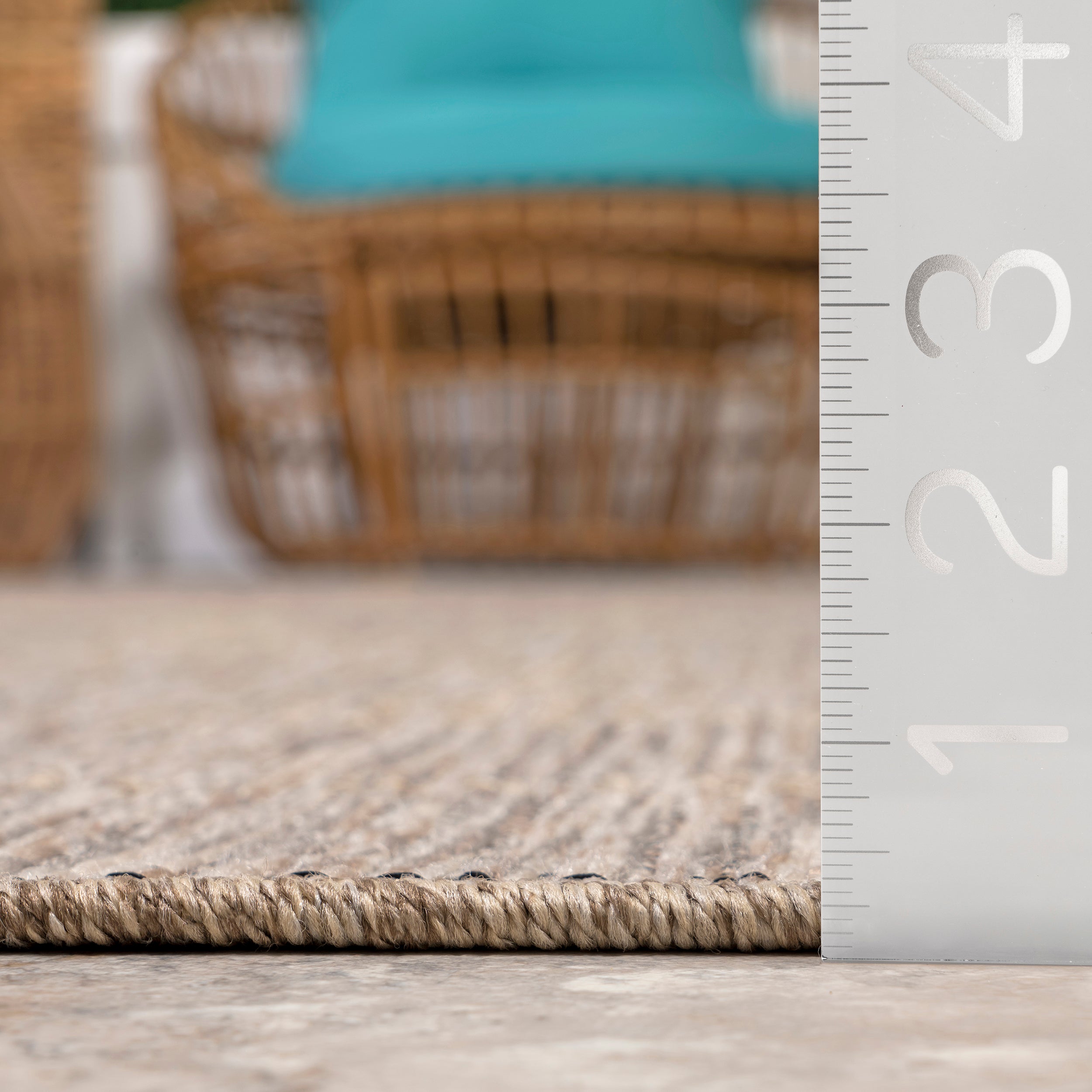 Lakelyn Modern Geometric Indoor/Outdoor Area Rug - Image 3