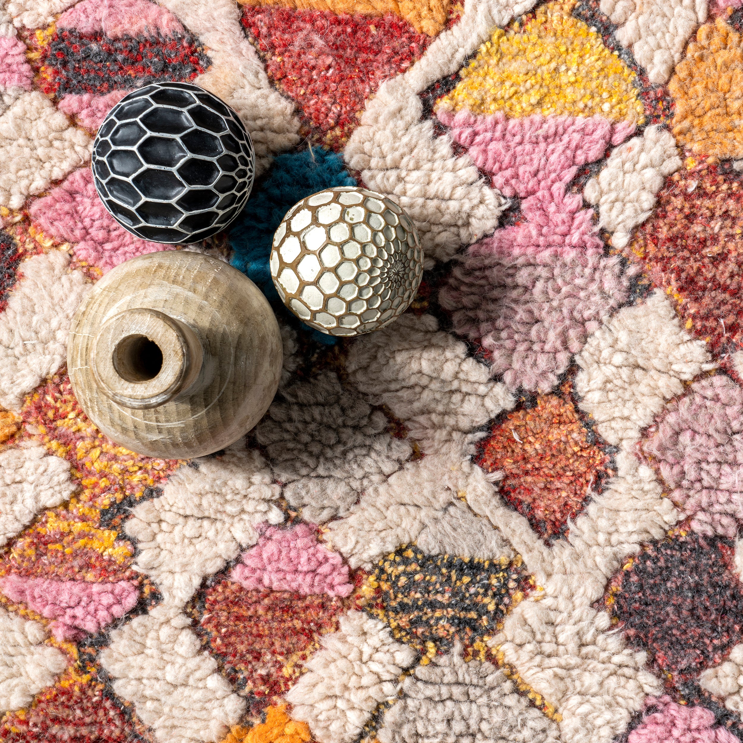 Hand Tufted Moroccan Helaine Shaggy Area Rug - Image 6