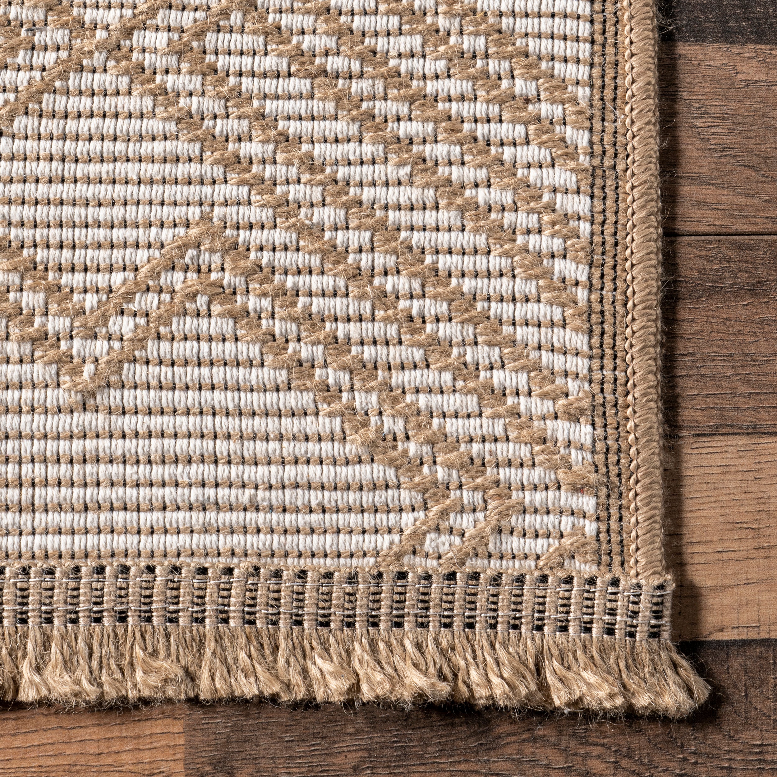 Geometric Trellis Jute Fringe Area Rug - Image 5