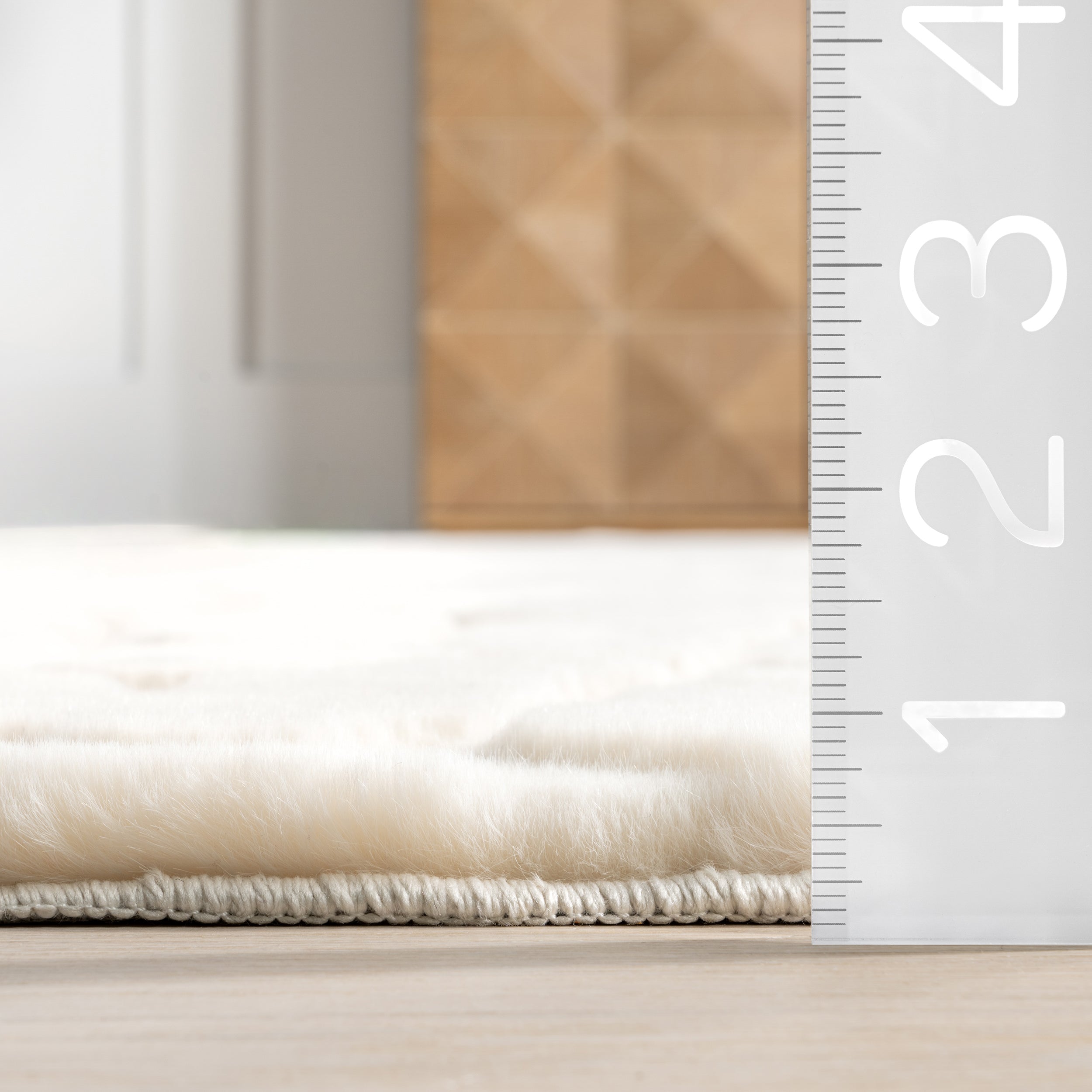 Leni Plush Cloud Geometric Machine Washable Ara Rug - Image 3