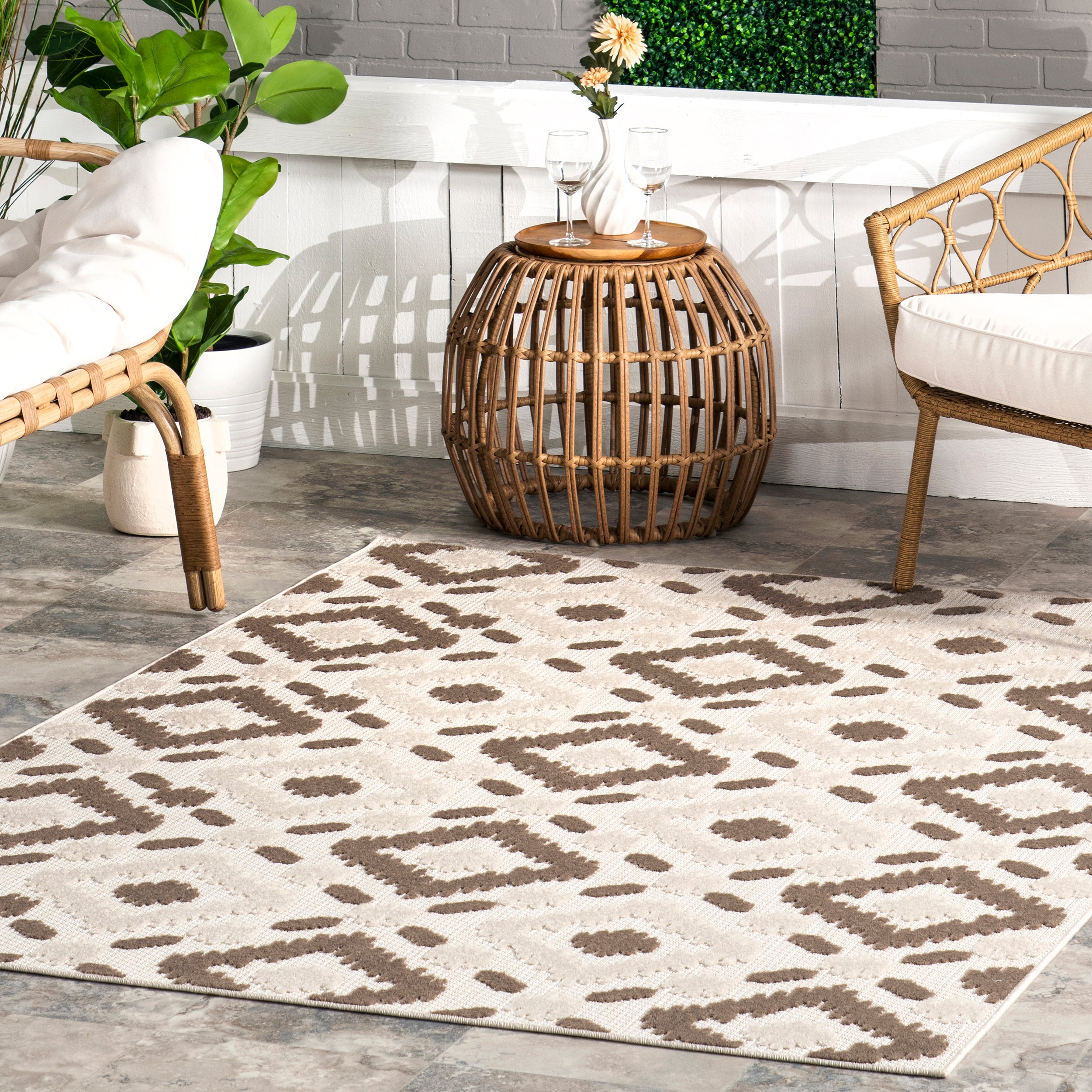 Indoor/Outdoor Transitional Labyrinth Area Rug - Image 20
