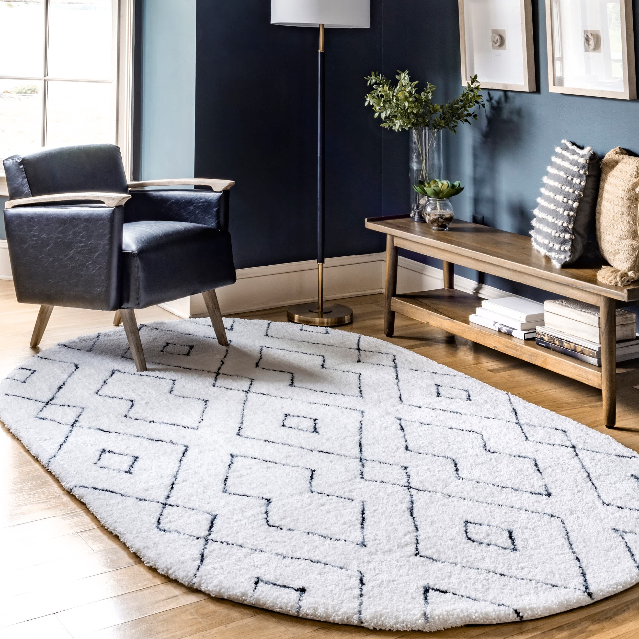 Hand Tufted Beaulah Shaggy Area Rug - Image 12