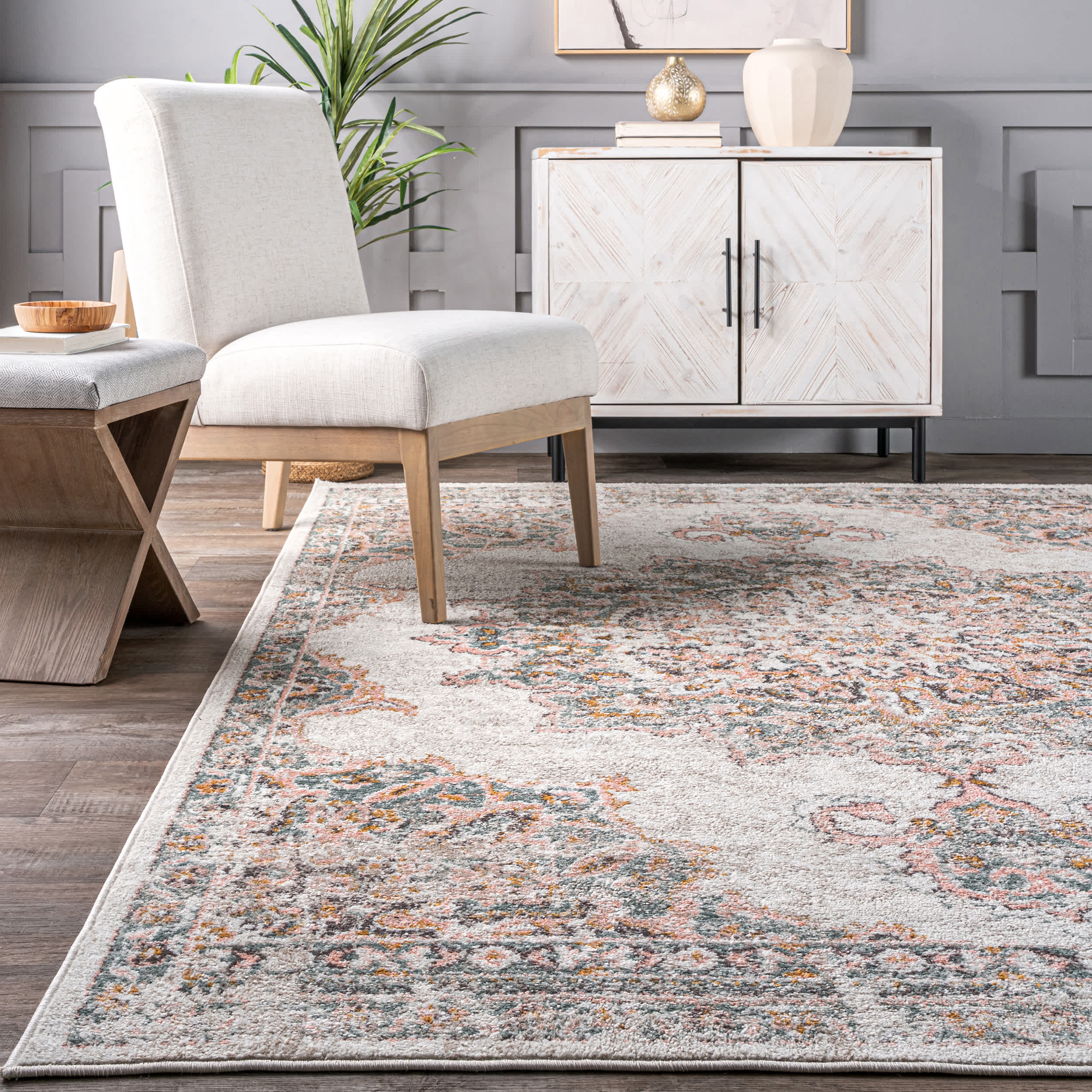 Vintage Medallion Liliana Area Rug - Image 8
