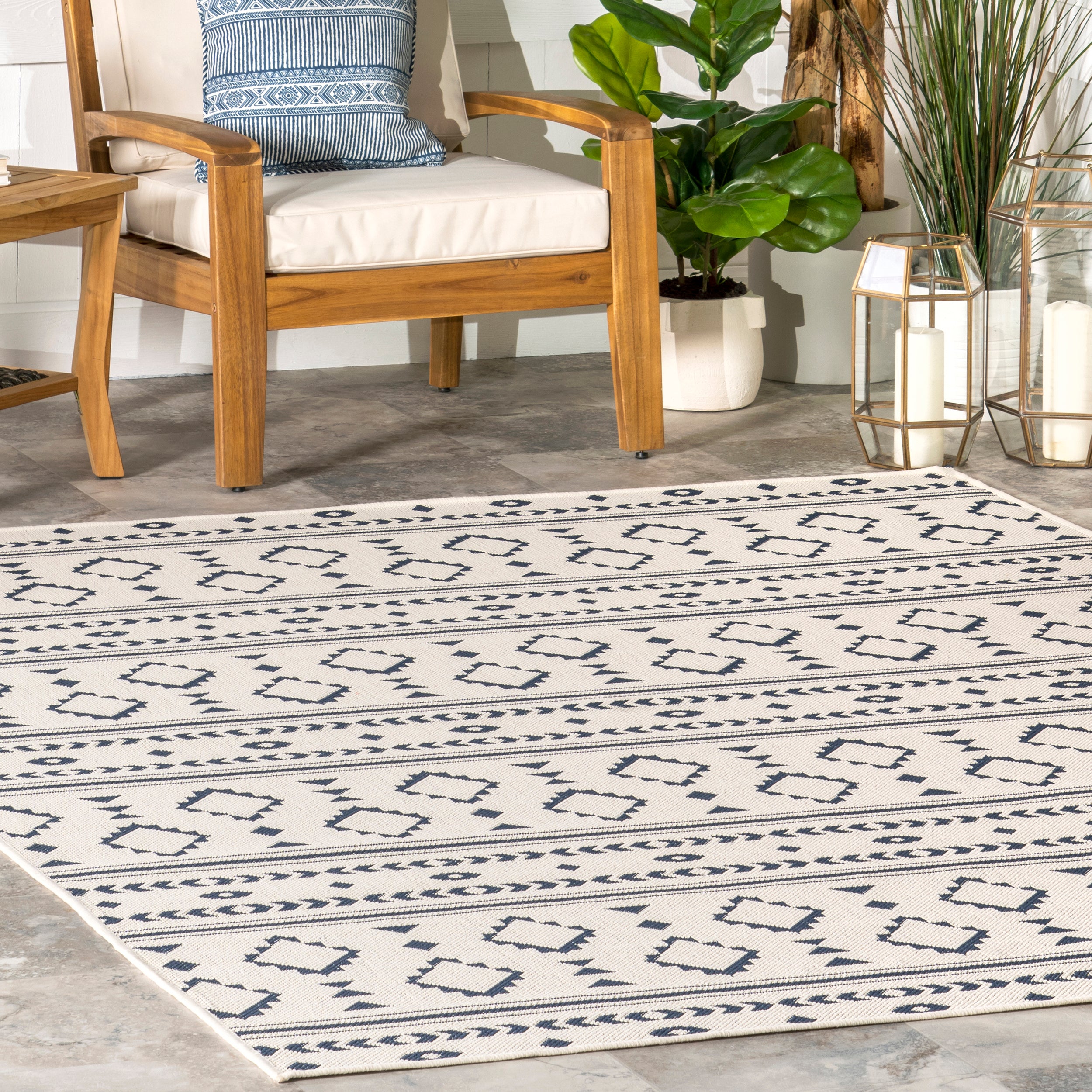 Gabby Droplet Striped Indoor/Outdoor Area Rug - Image 9