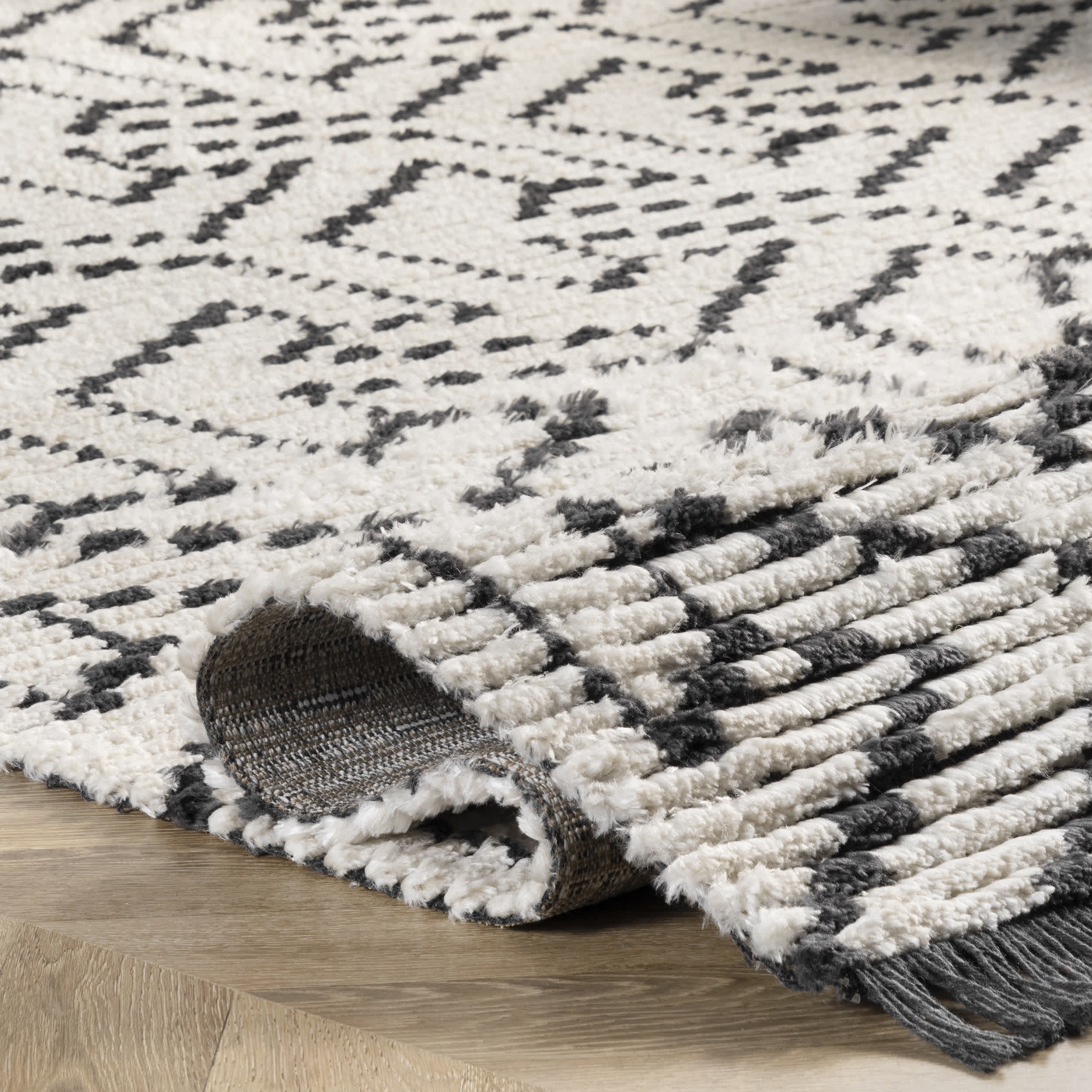 Alyson Modern Abstract Soft Shag Fringe Area Rug - Image 4