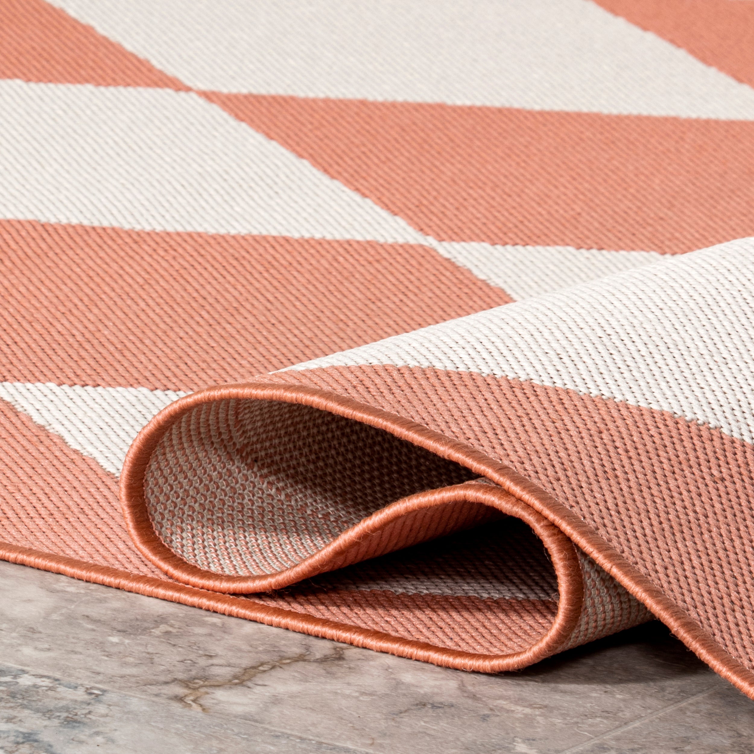 Sabina Diamond Trellis Indoor/Outdoor Area Rug - Image 23