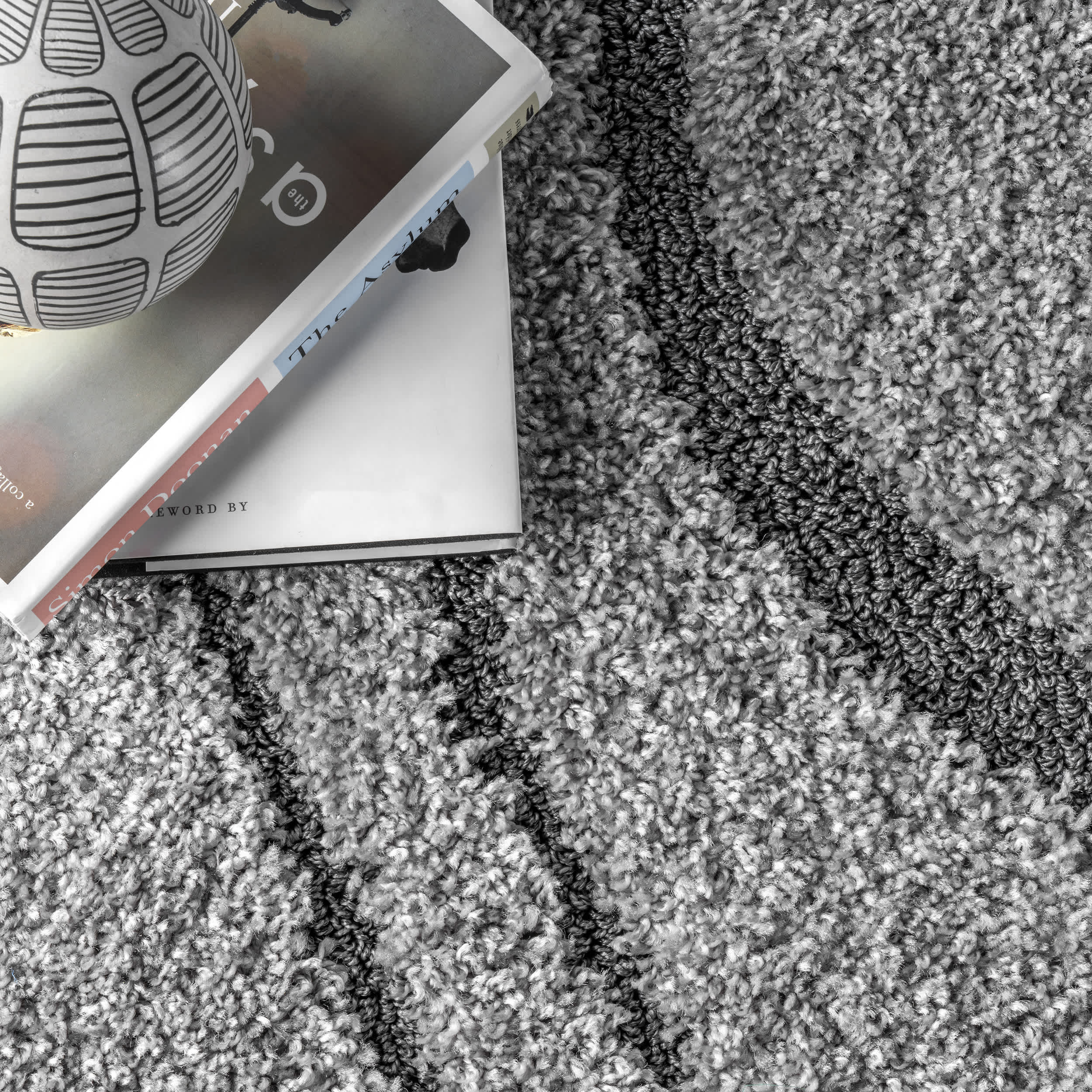 Keyhole Trellis Area Rug - Image 18