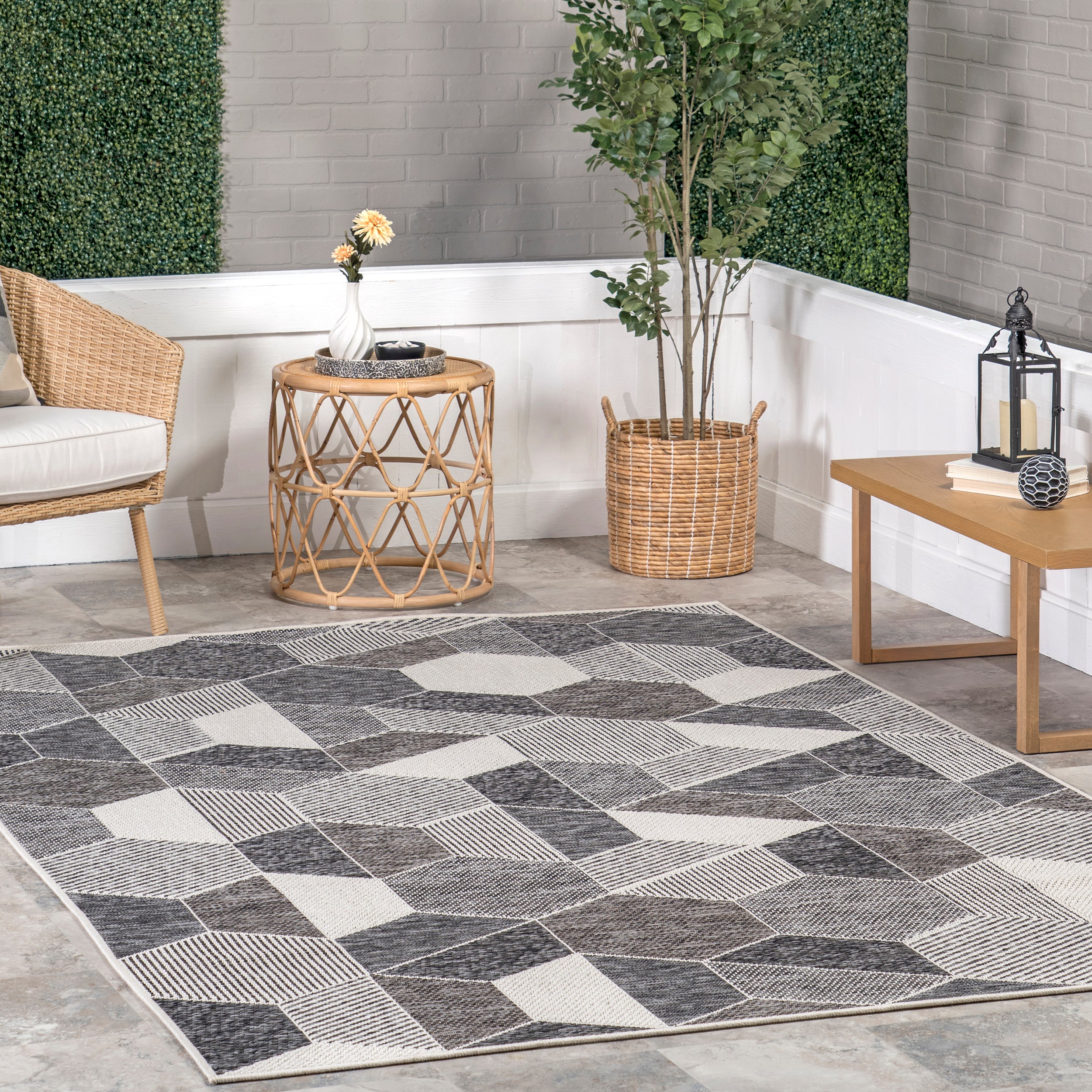 Imogene Geometric Indoor/Outdoor Area Rug - Image 10